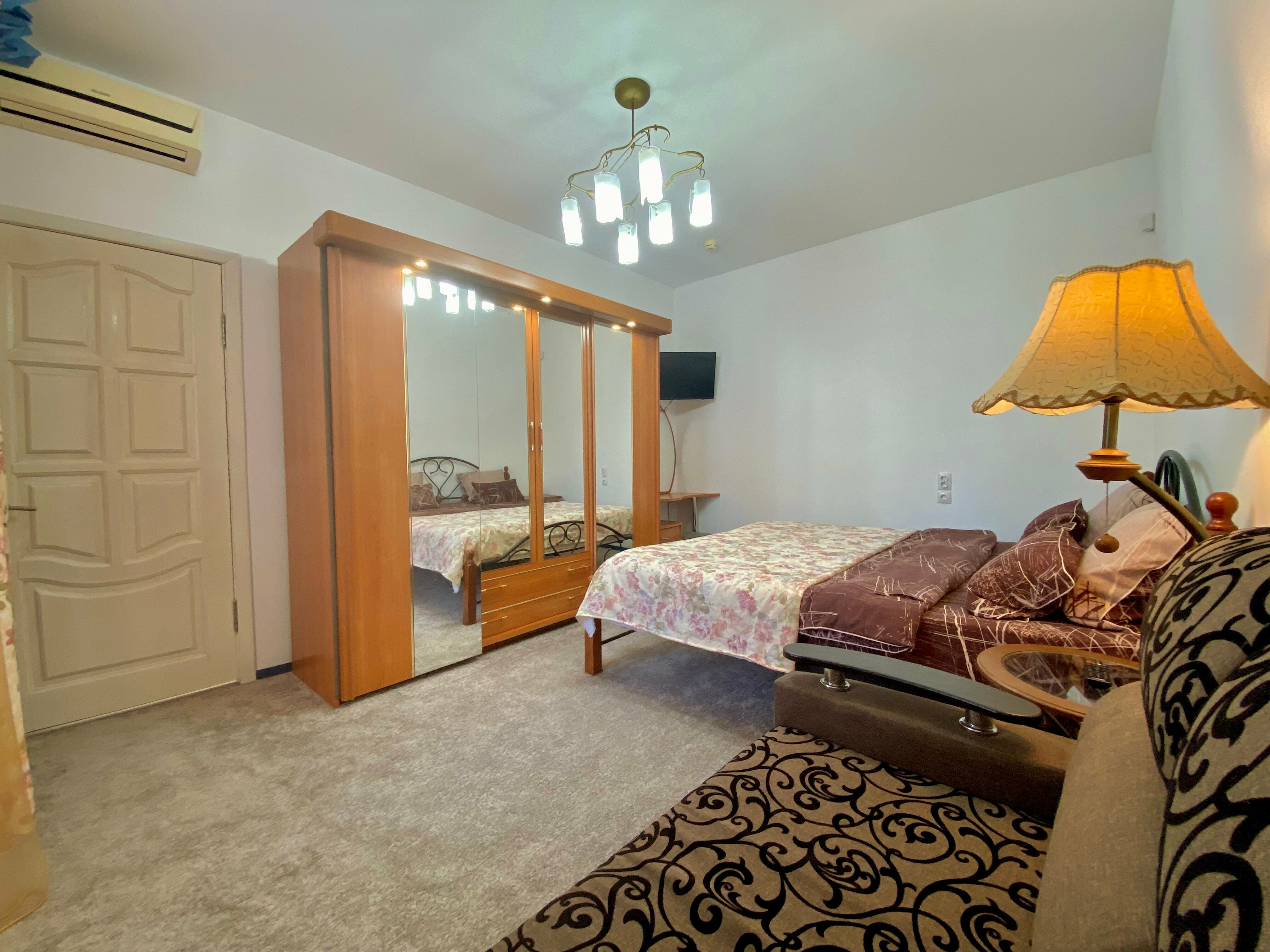 Люкс с видом на бассейн