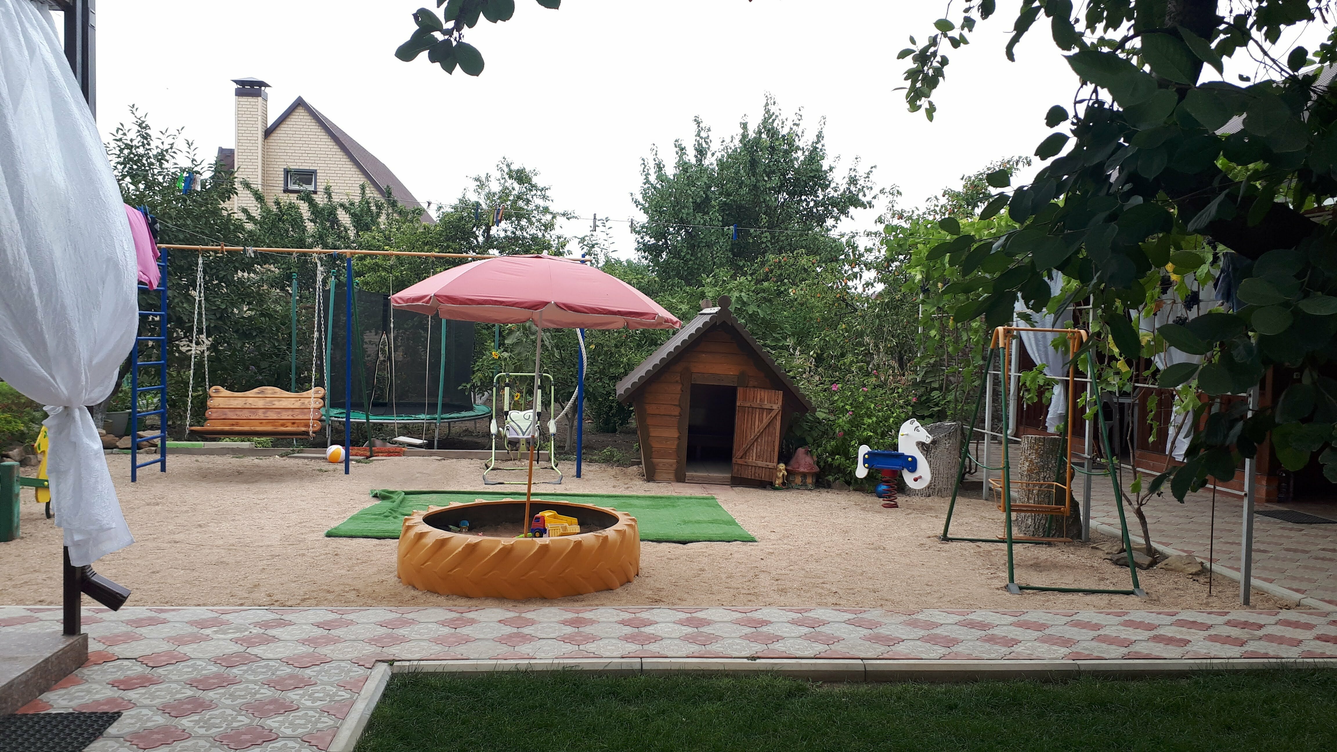 Трехместный номер с балконом