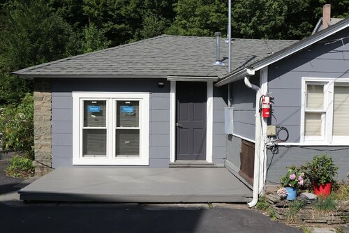 Семейные апартаменты в Reynolds House Inn & Motel