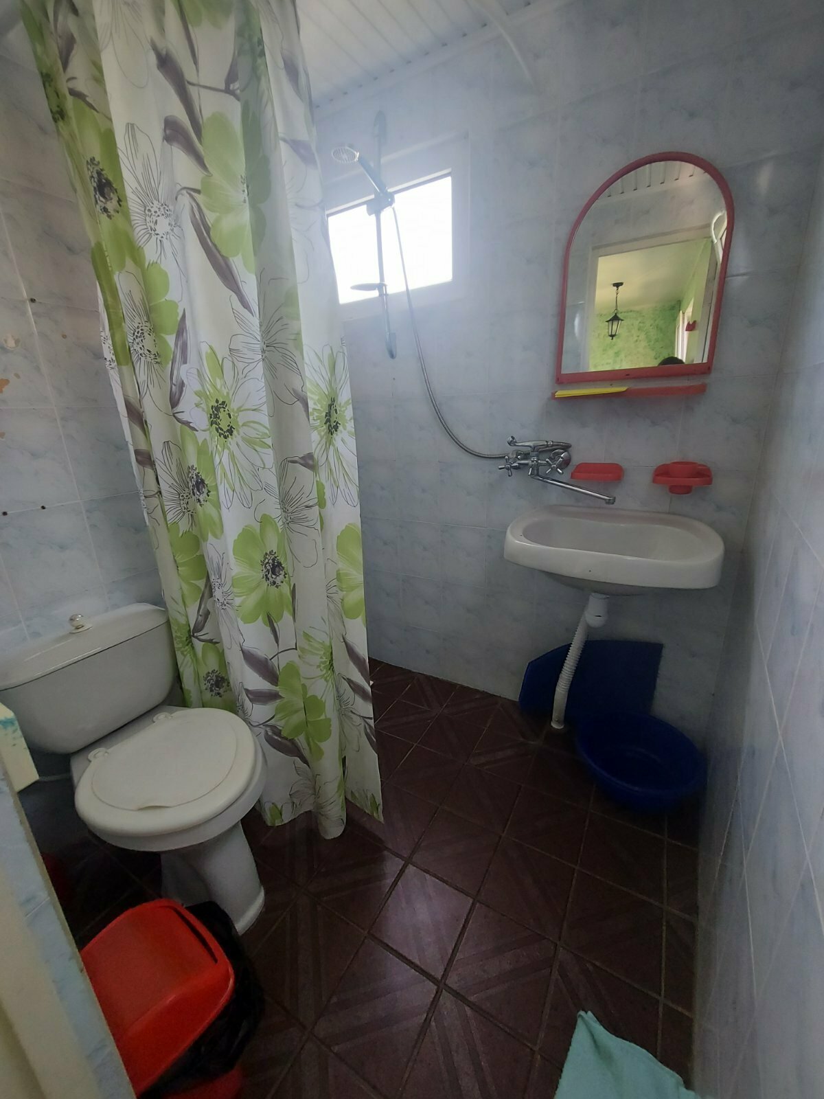 Трехместный номер с балконом