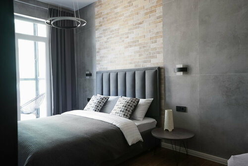 Евродвушка Grey Loft с балконом в Апартаменты Pavlov