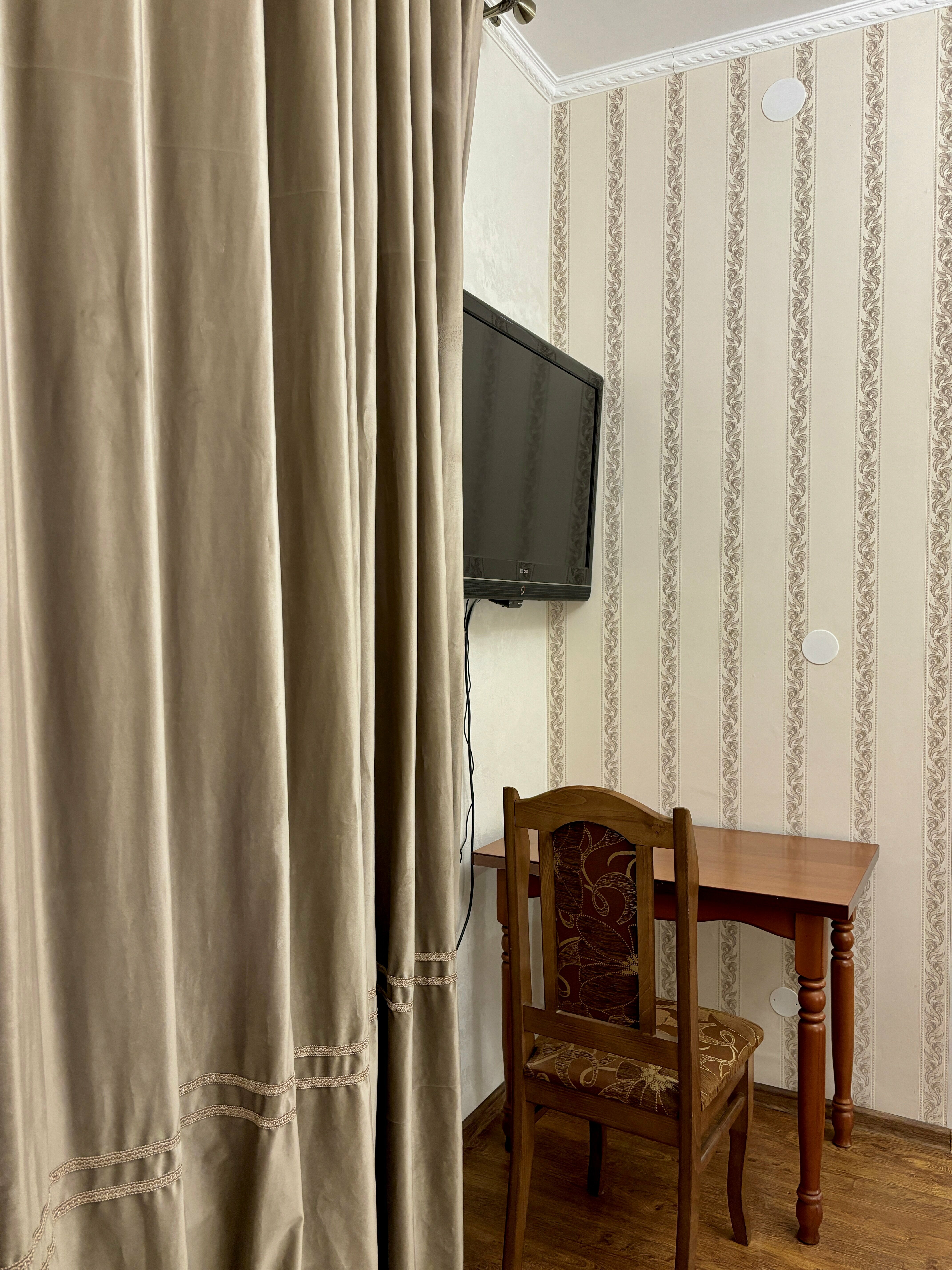 Улучшенный номер с кроватью размера «king-size»