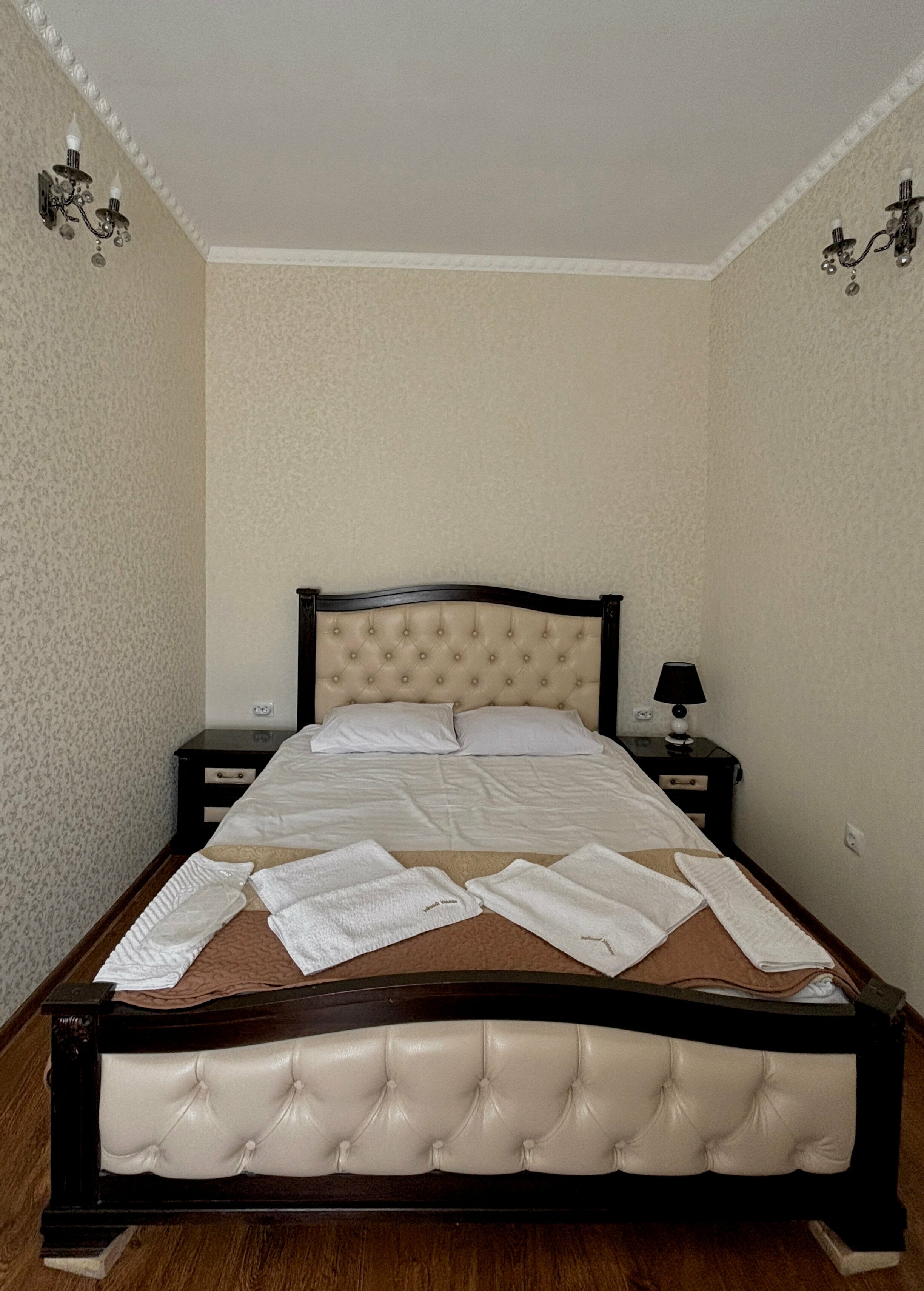 Номер Делюкс