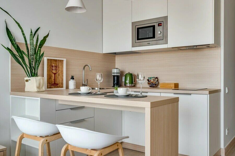 Трехместный номер «Комфорт» с душем