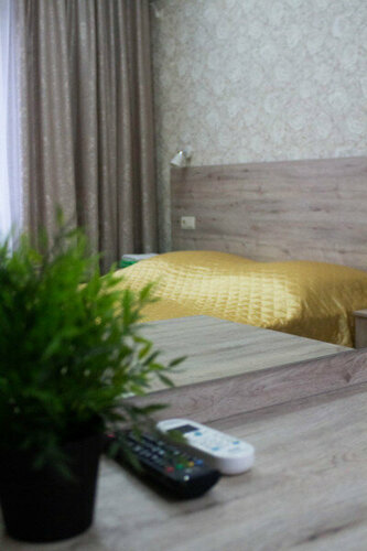 Двухместный номер эконом с общей ванной комнатой на этаже на 2 номера. в Альконт-Сириус