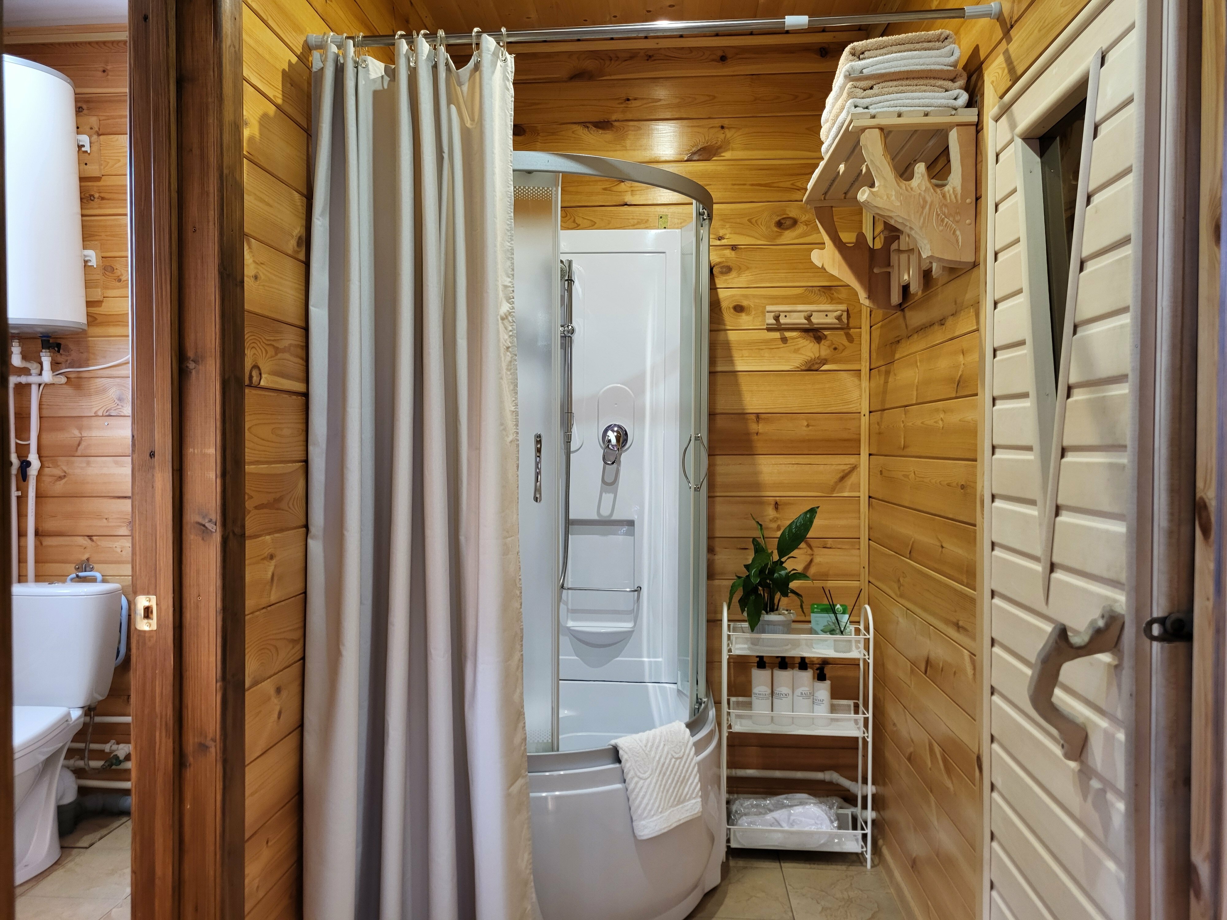 Коттедж №1 с красивым видом. Баня, камин, мангал.