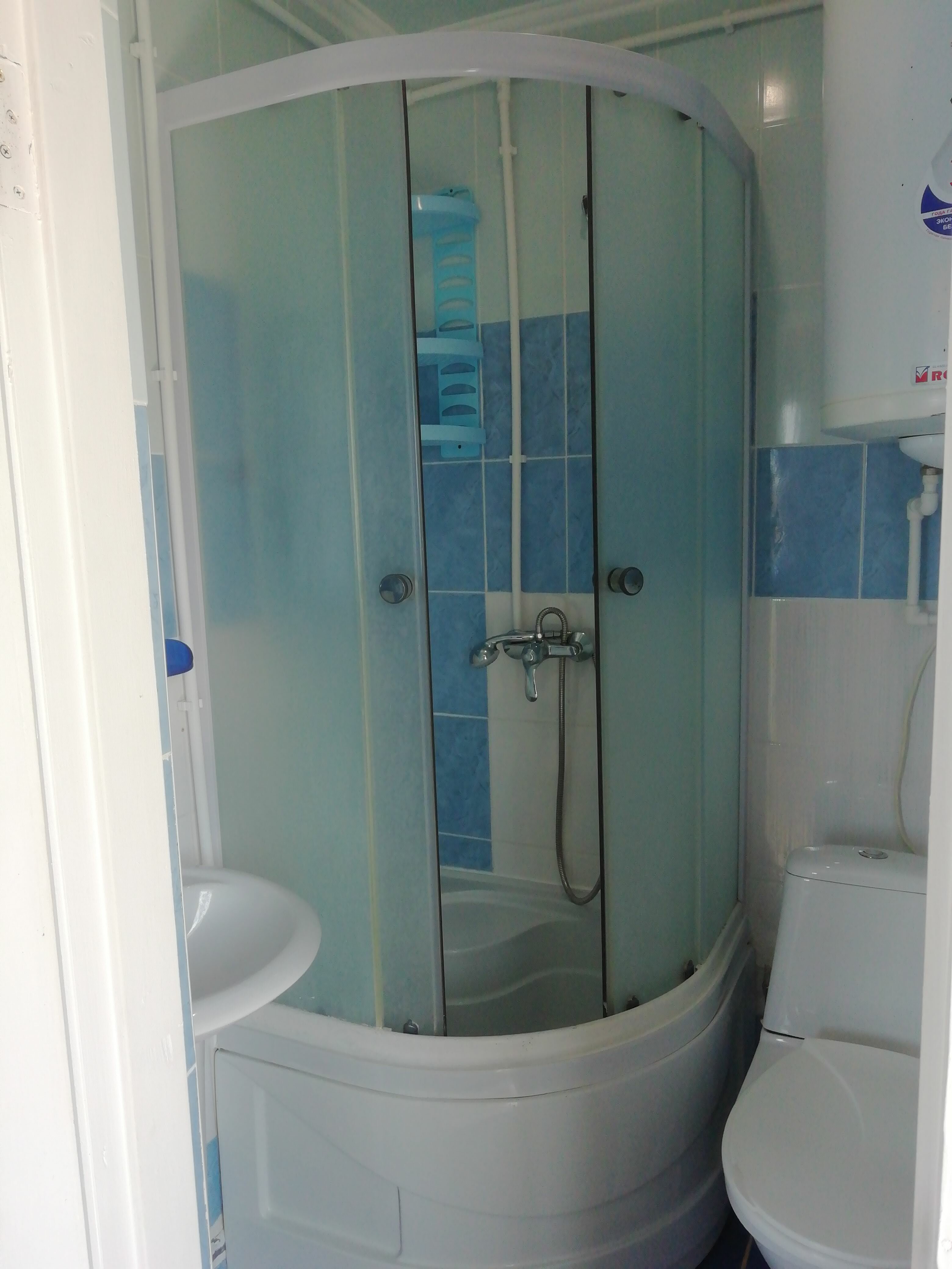 Трехместный номер с балконом