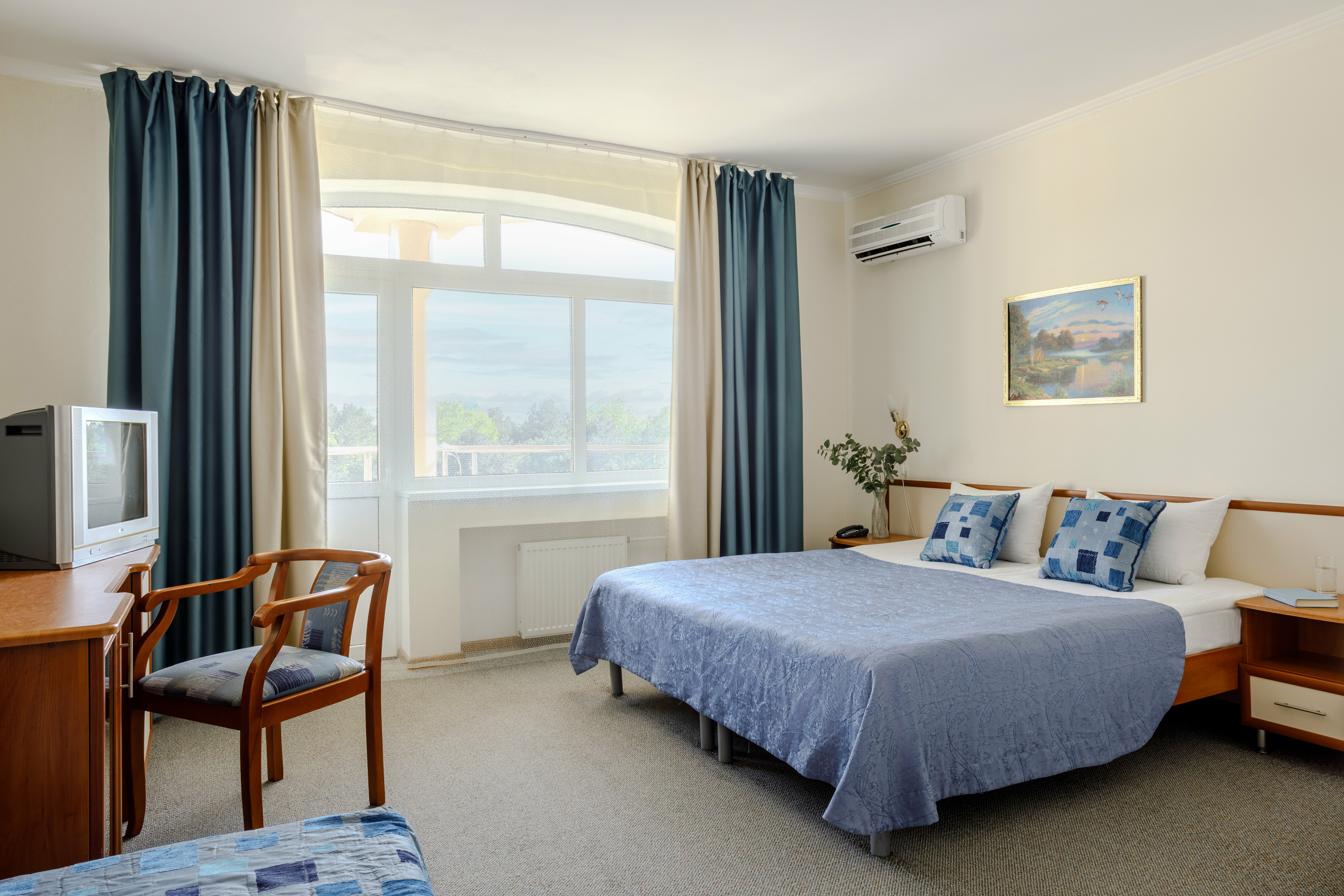 Стандартный двухместный номер с 1 кроватью или 2 отдельными кроватями и балконом