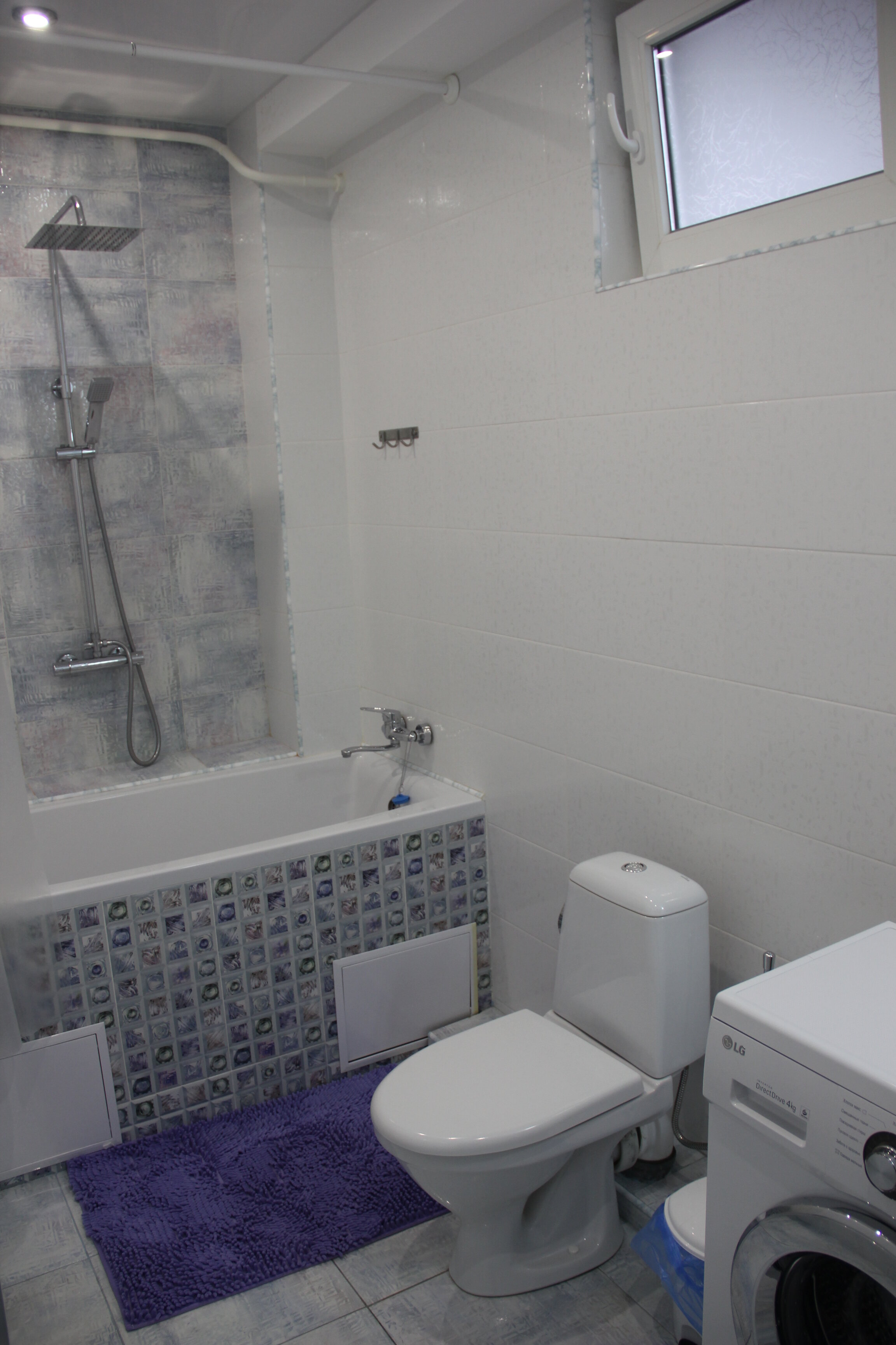 Cемейный номер с собственной ванной комнатой