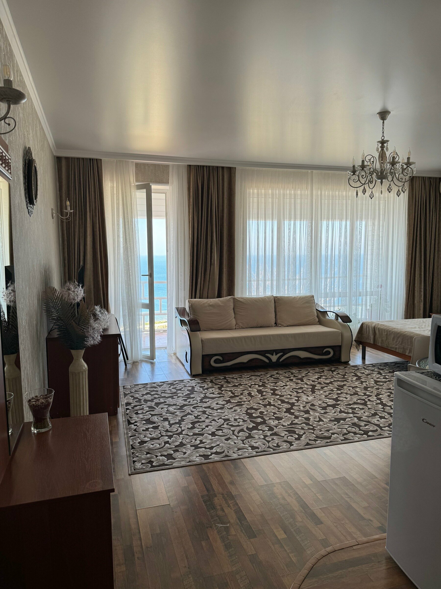 Люкс с балконом