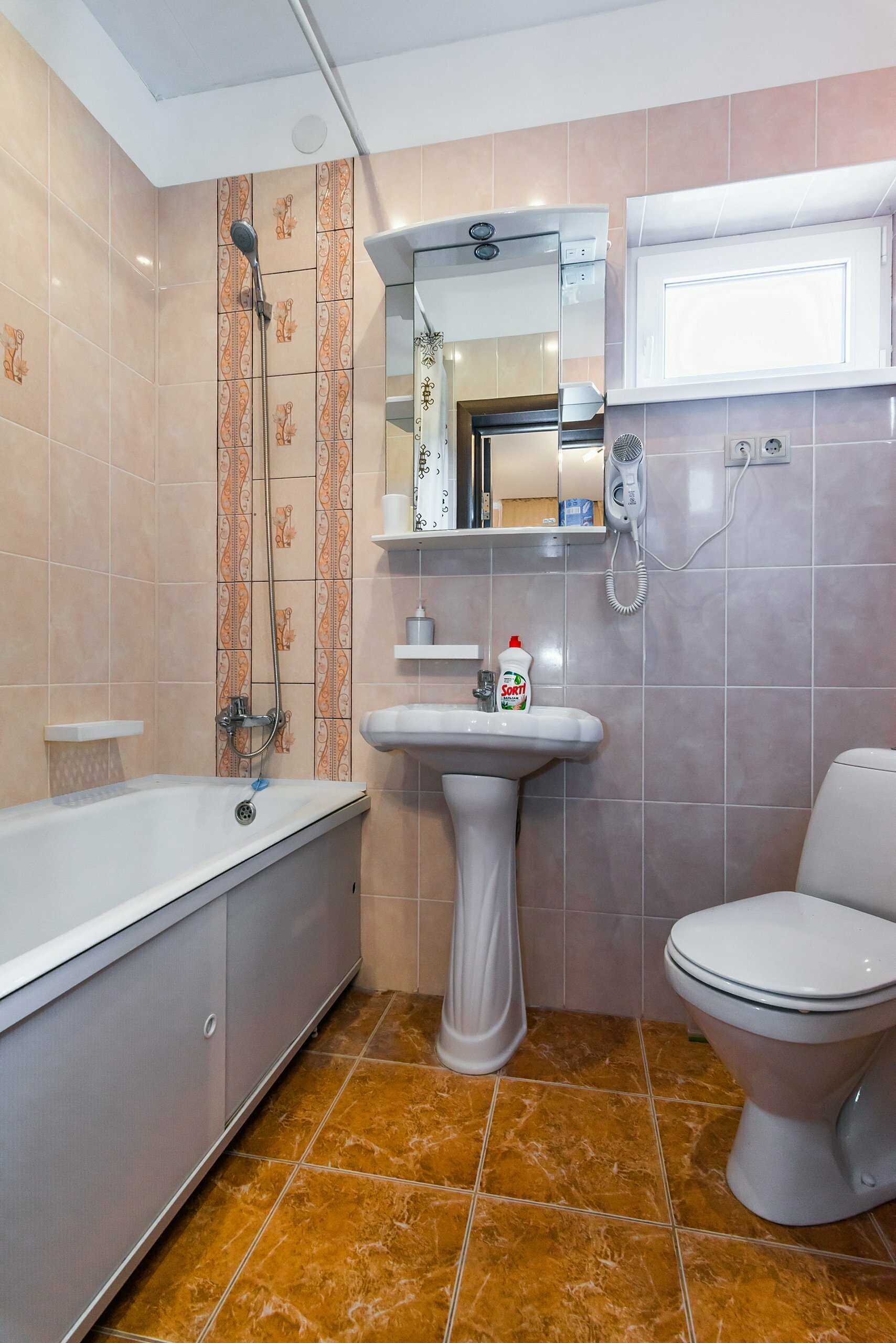 Двухместный номер с 1 кроватью и видом на горы