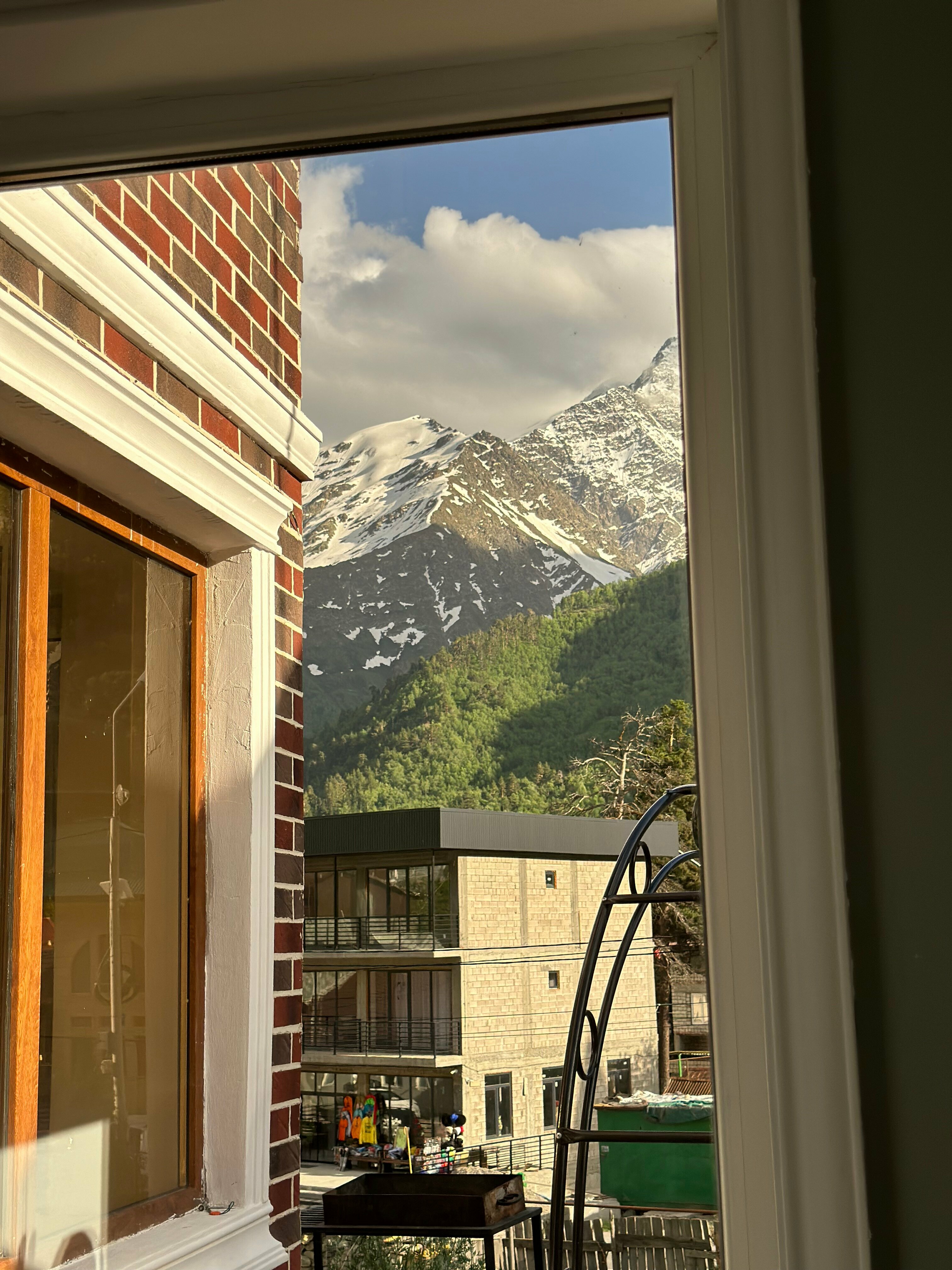 Коттедж с видом на горы