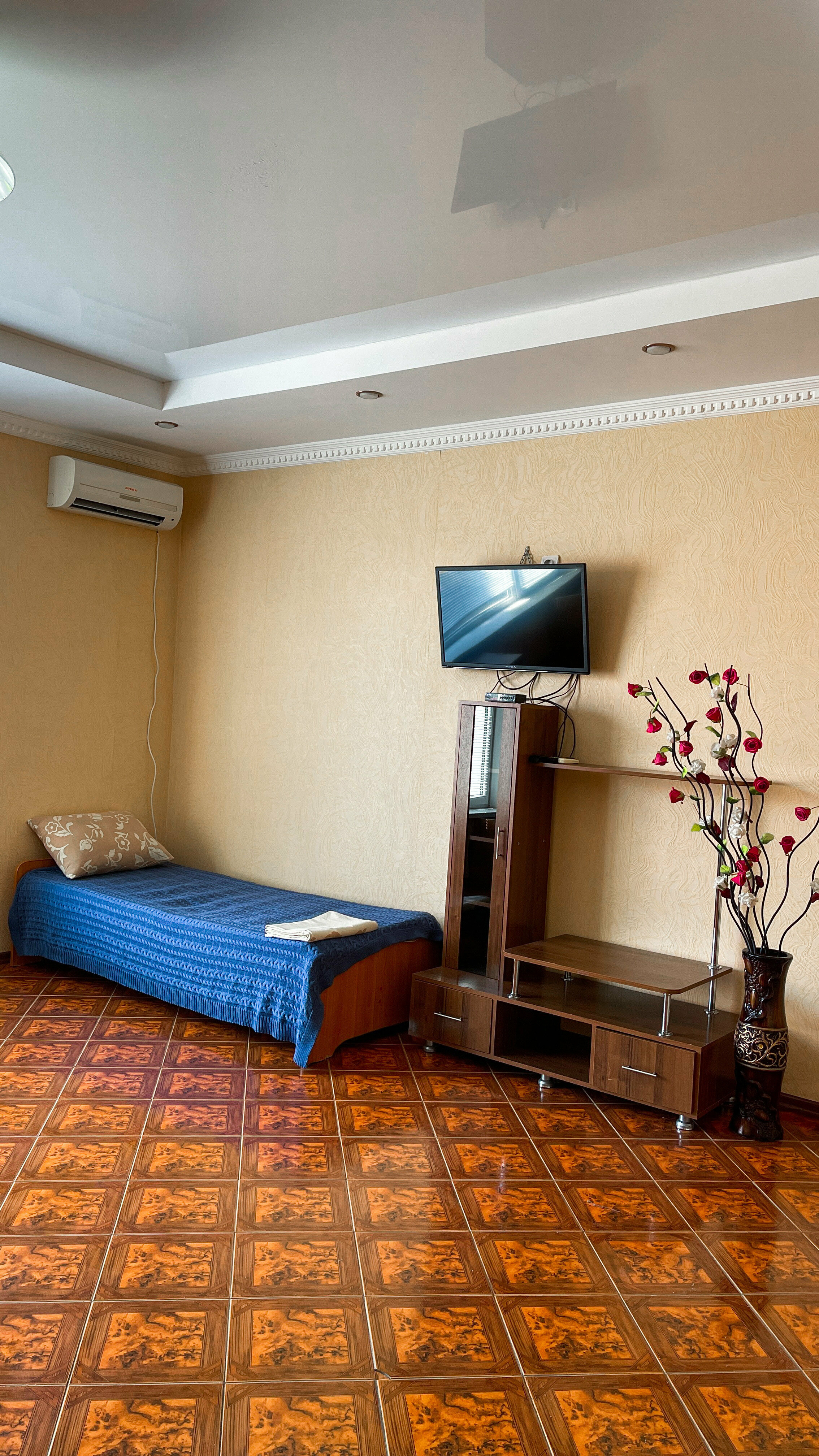 Cемейный номер с собственной ванной комнатой