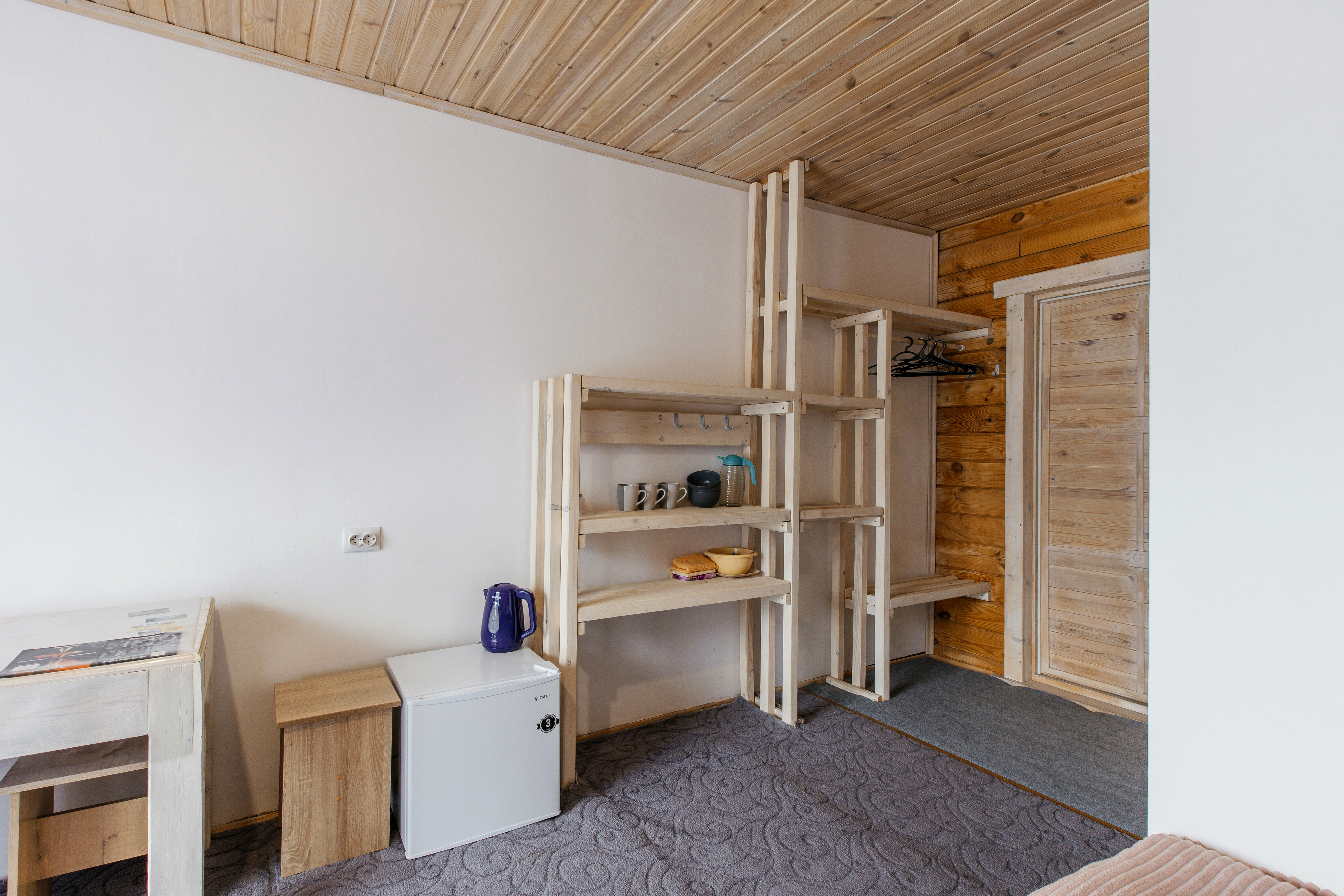 Трехместный номер с видом на горы