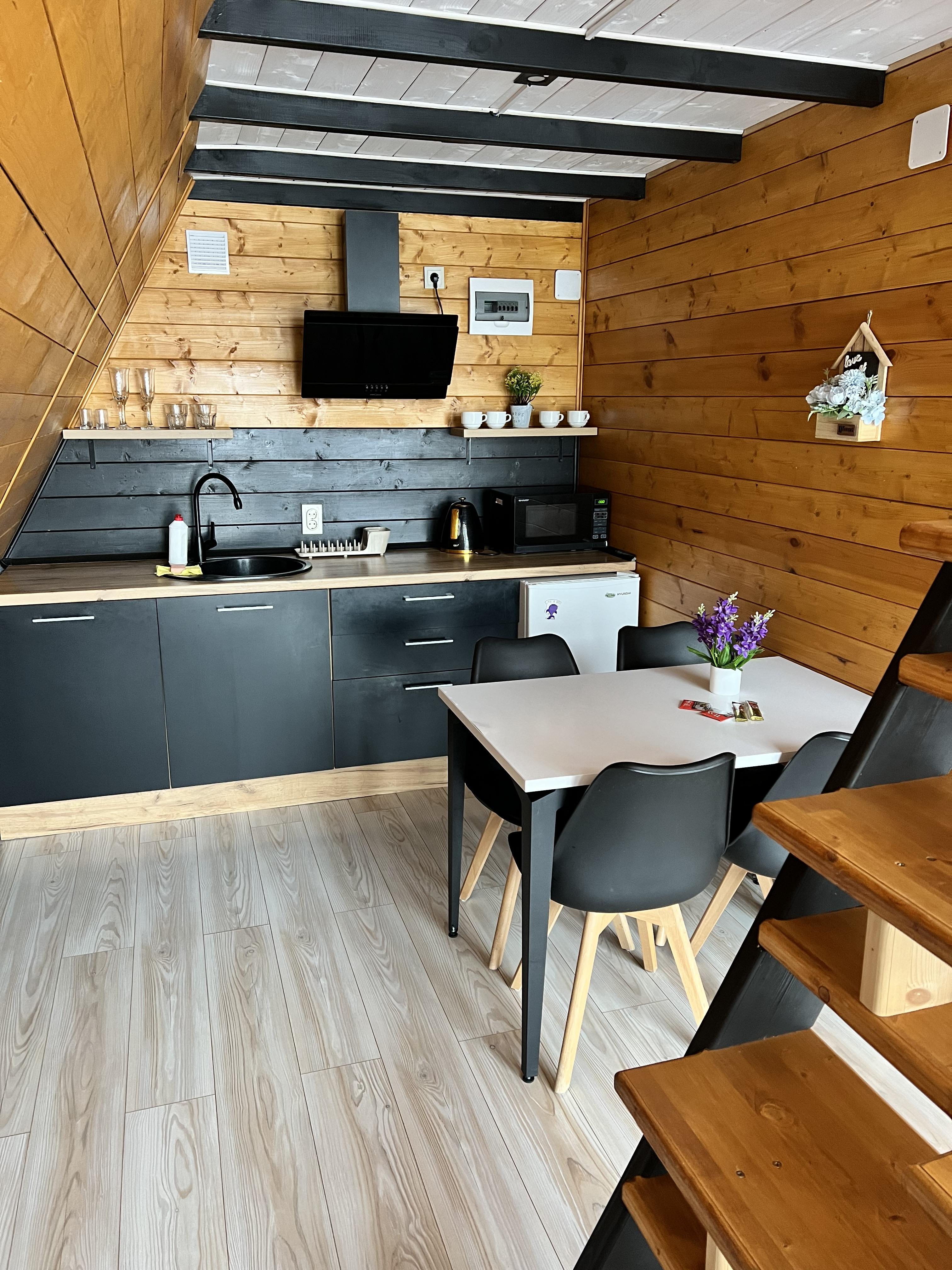 Двухуровневый четырехместный номер