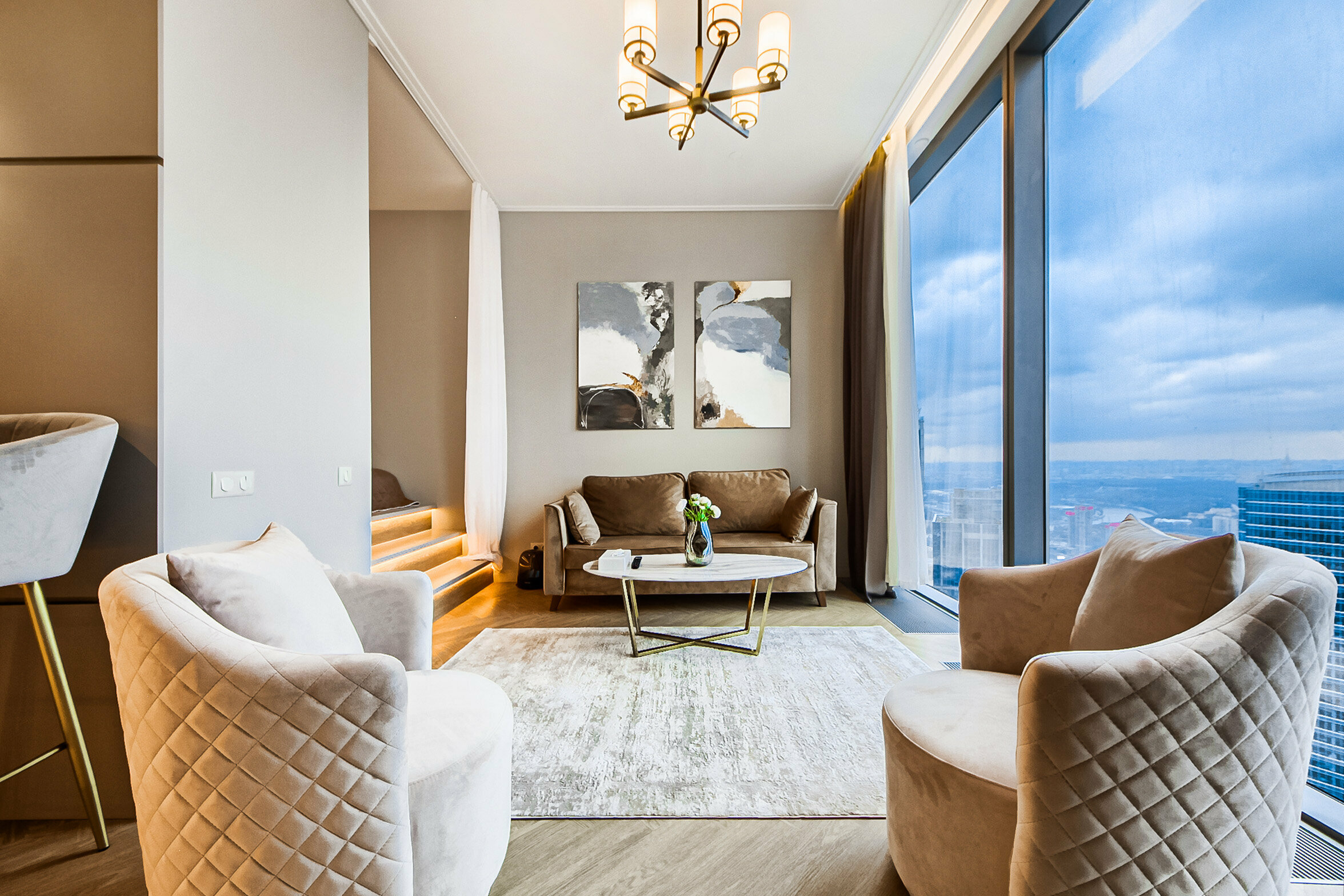 "Sky Federation Studio" — уютная и красивая студия на 75-м этаже  башни Федерация "Восток" с уникальным видом на город и башни "Сити".