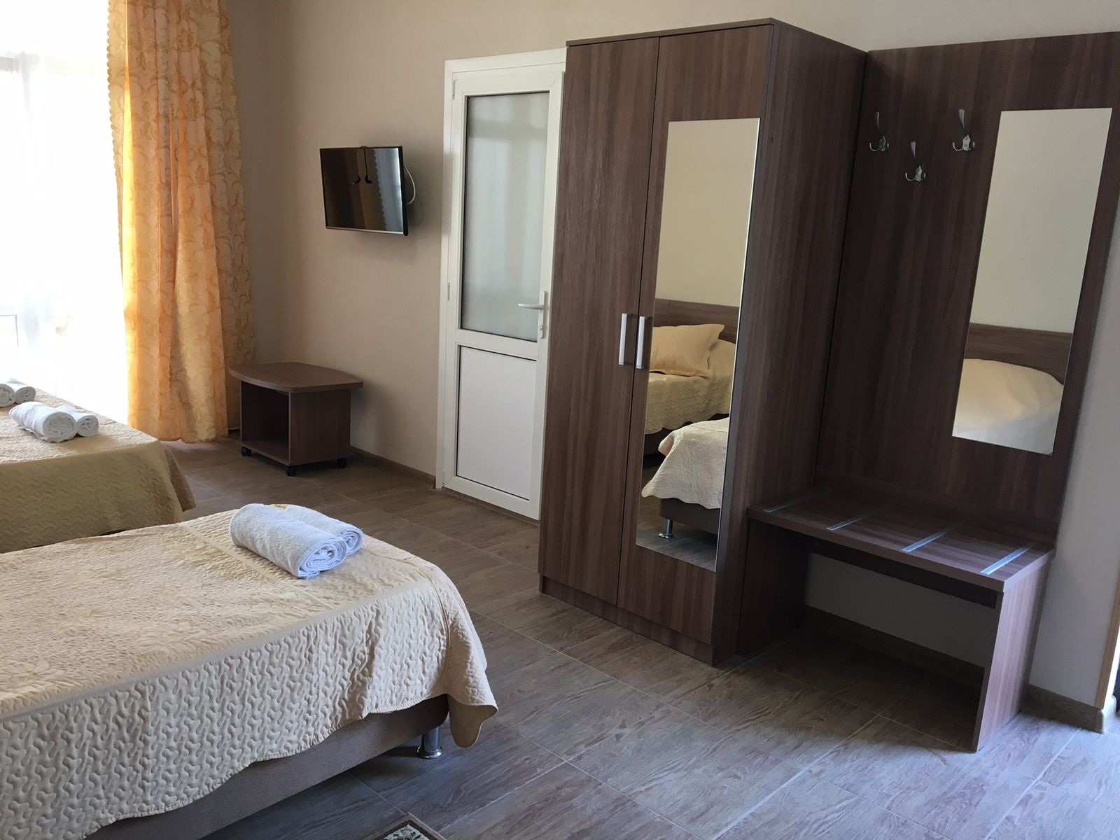 Трехместный номер с видом на море