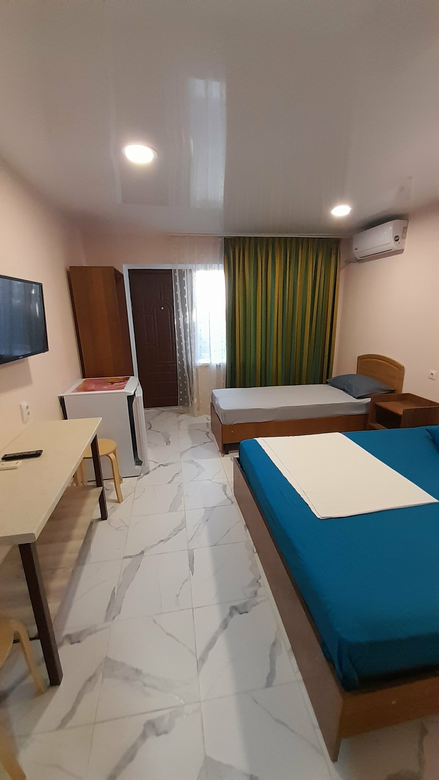 Улучшенный трехместный номер