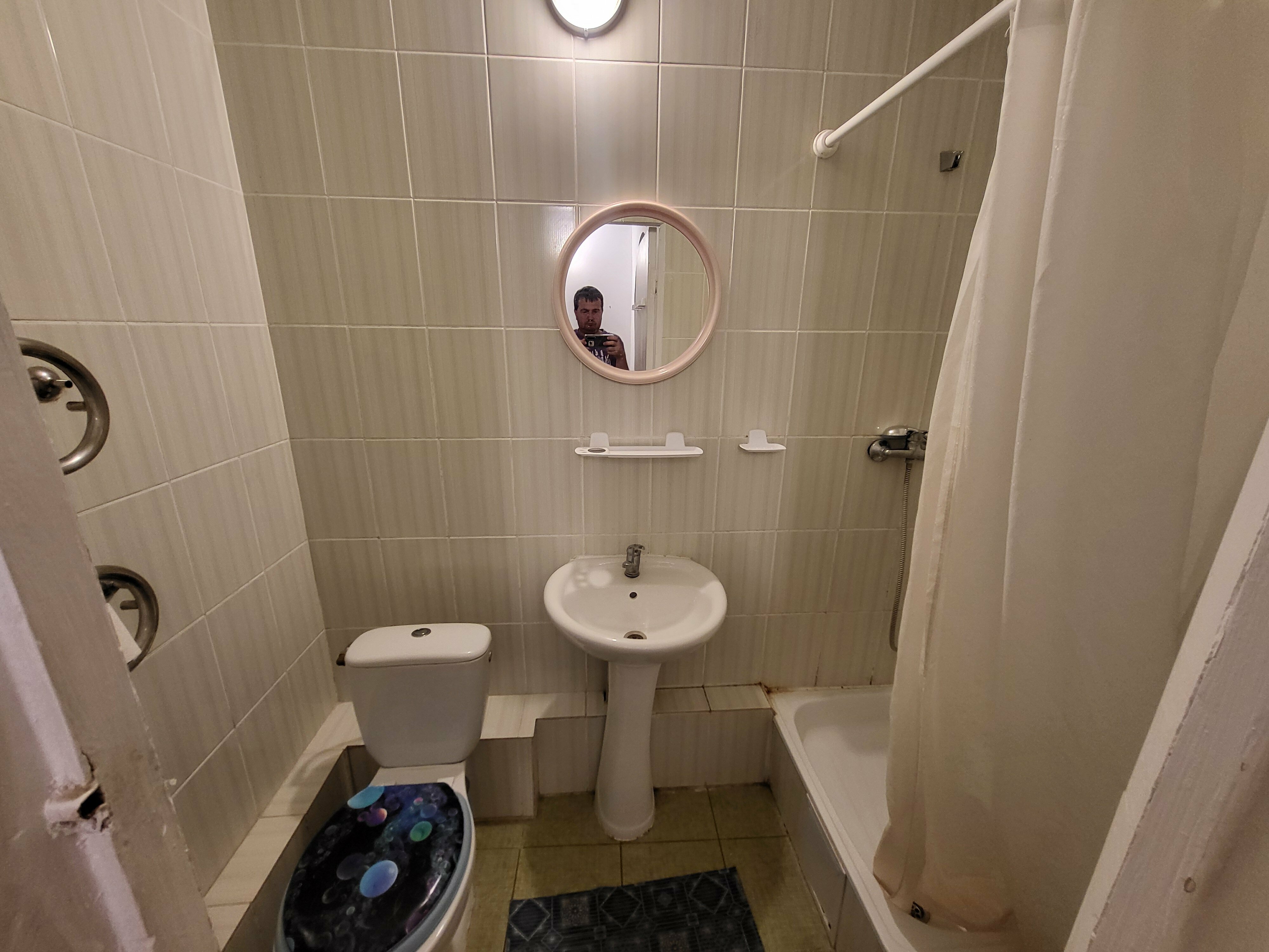 Трехместный номер «Комфорт» с душем