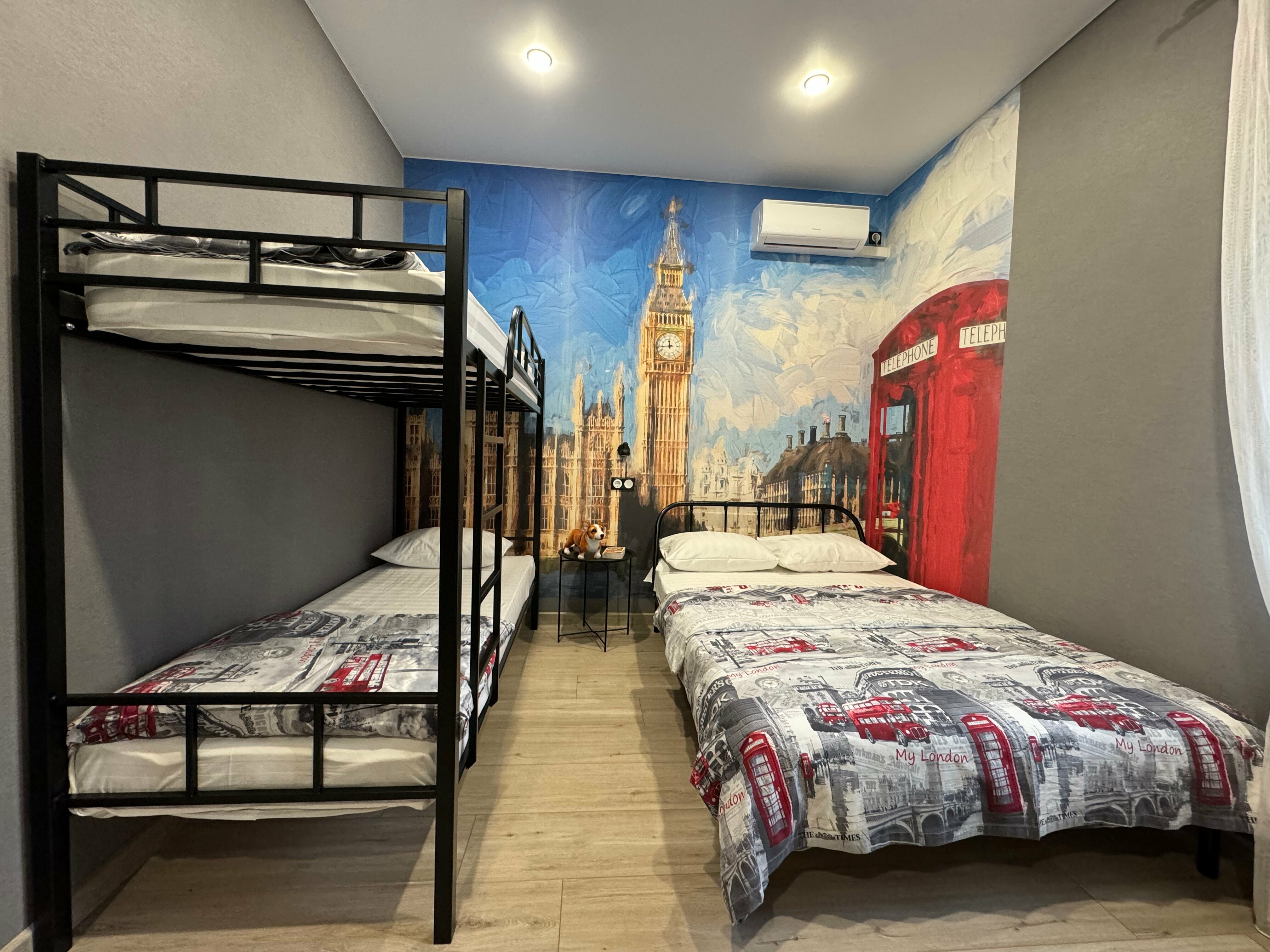 Четырехместный номер с душем