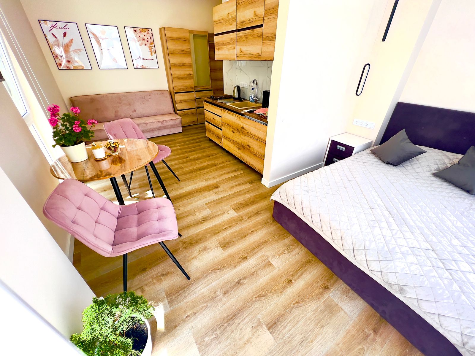 Cемейный номер с собственной ванной комнатой