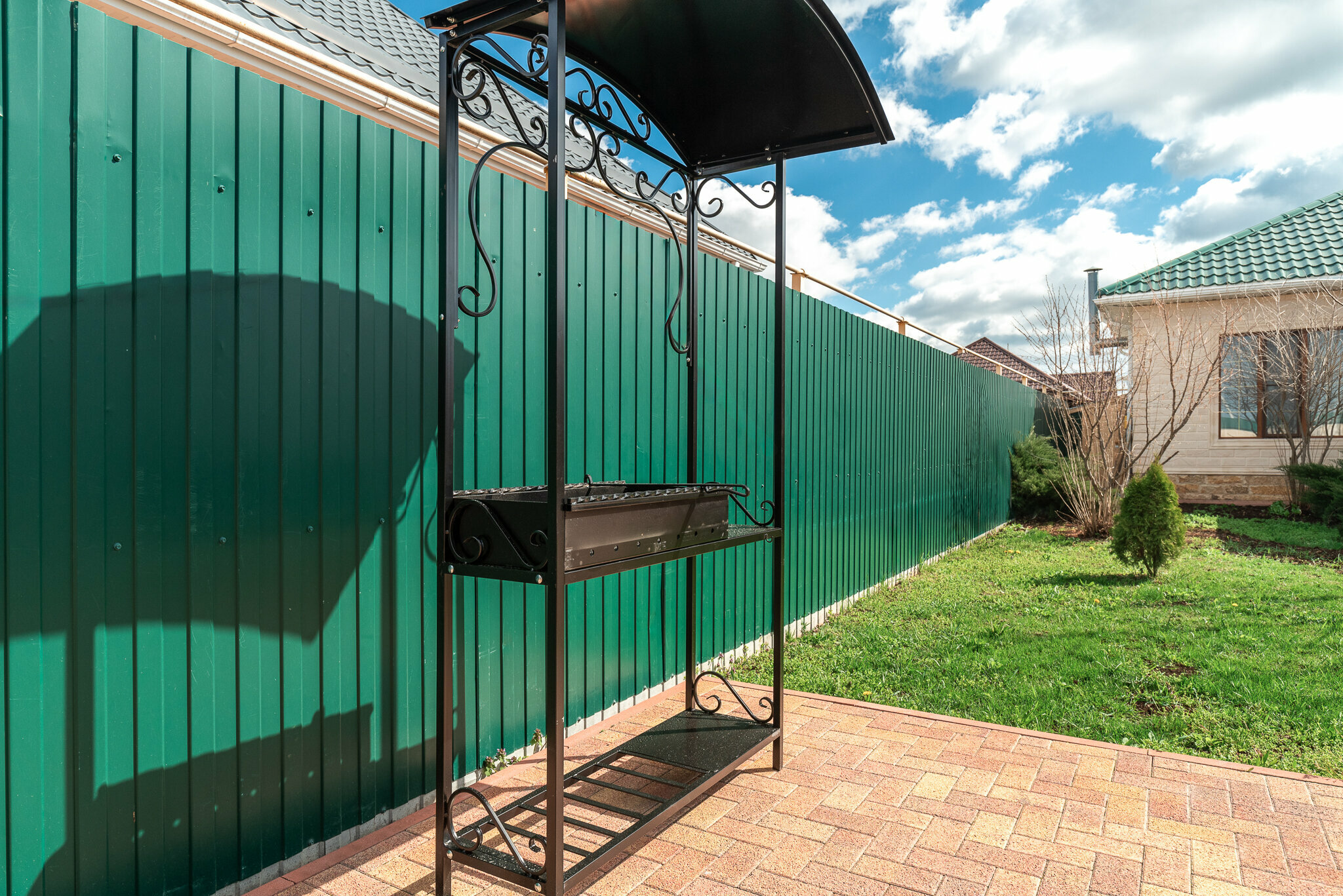 Дом с собственным бассейном