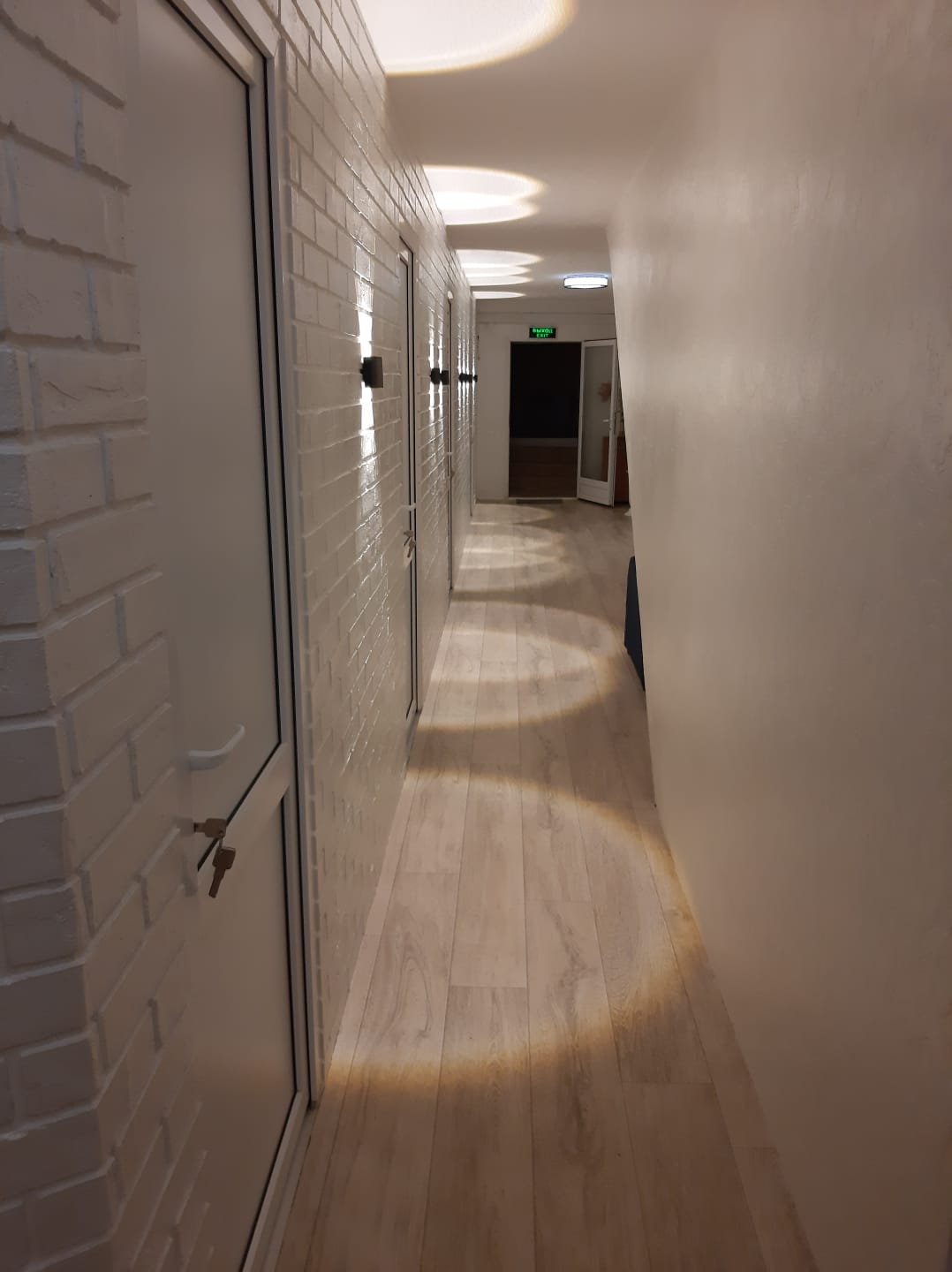 Четырехместный номер с общей ванной комнатой