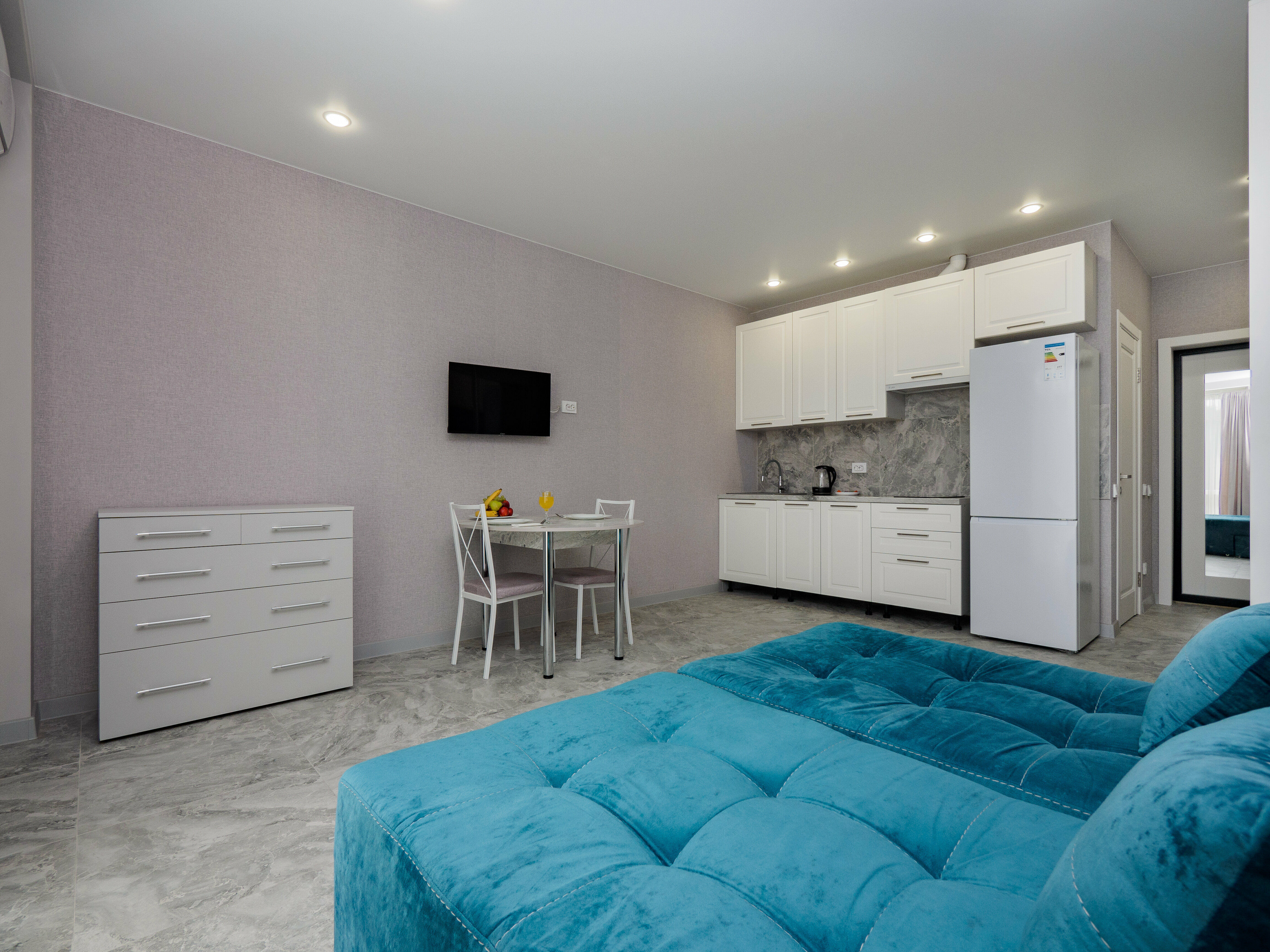 Номер-студия с диваном-кроватью