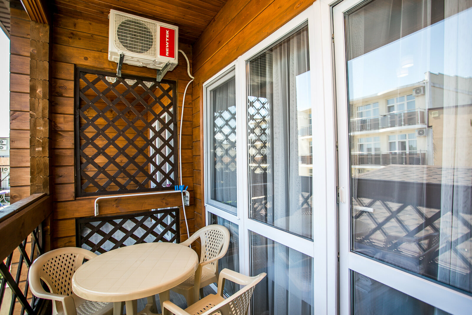 4-местный полулюкс с балконом