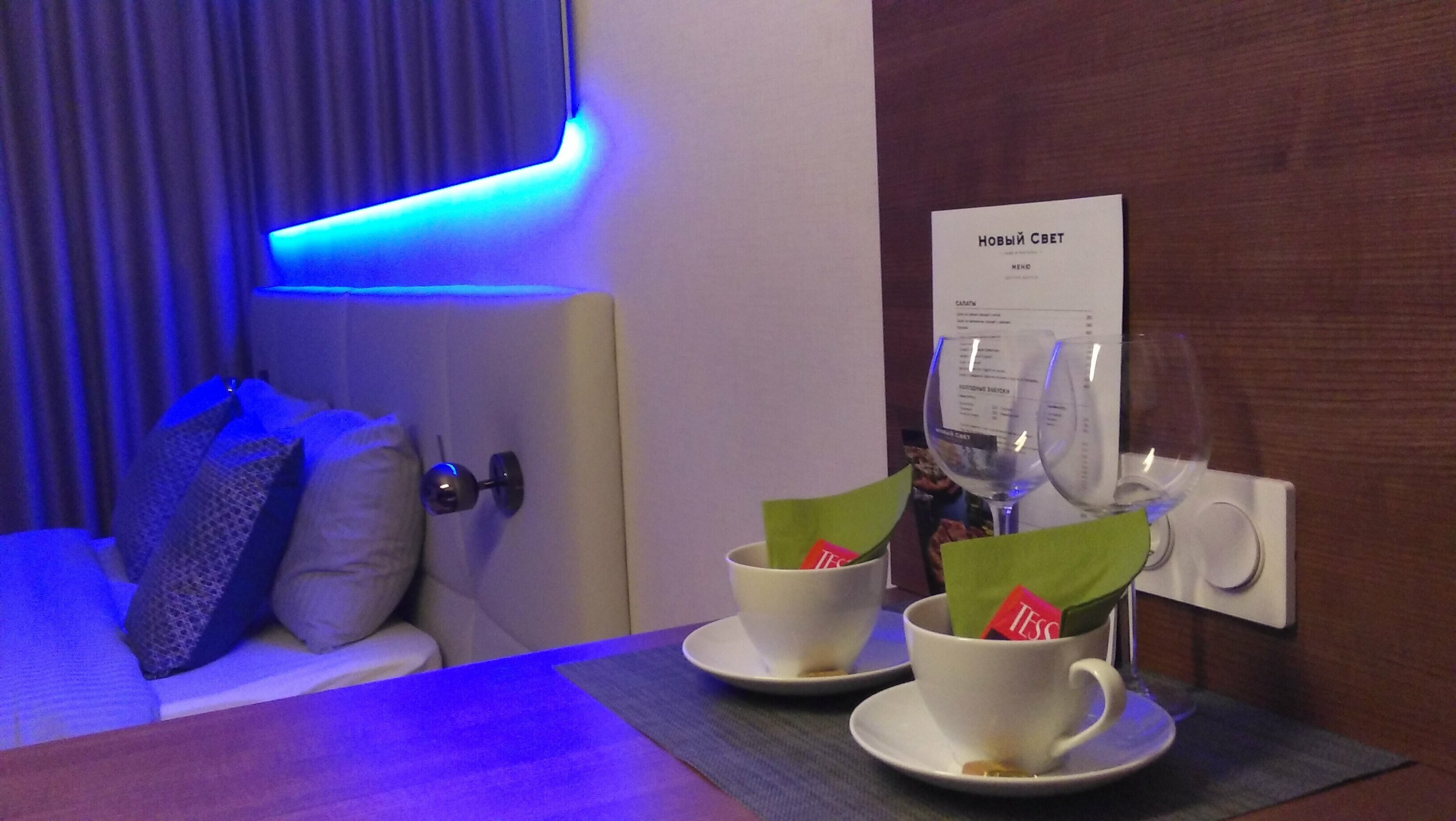 Улучшенный двухместный номер с 1 кроватью