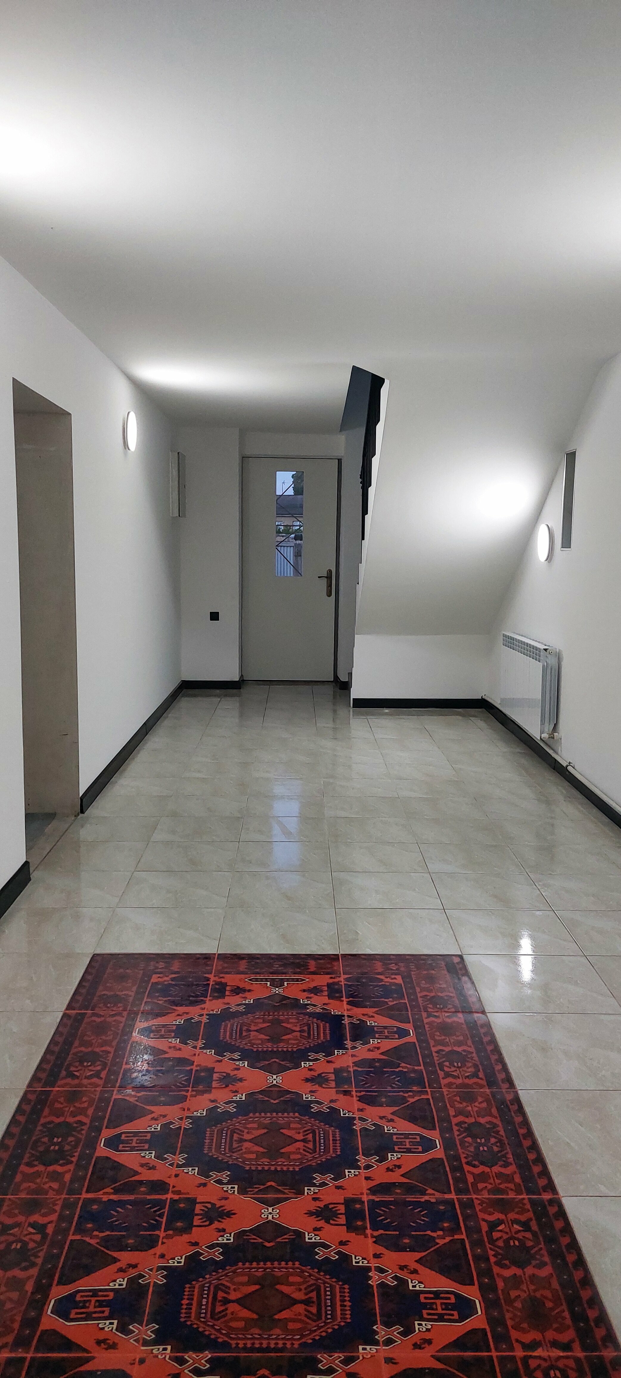 Трехместный номер с собственной ванной комнатой