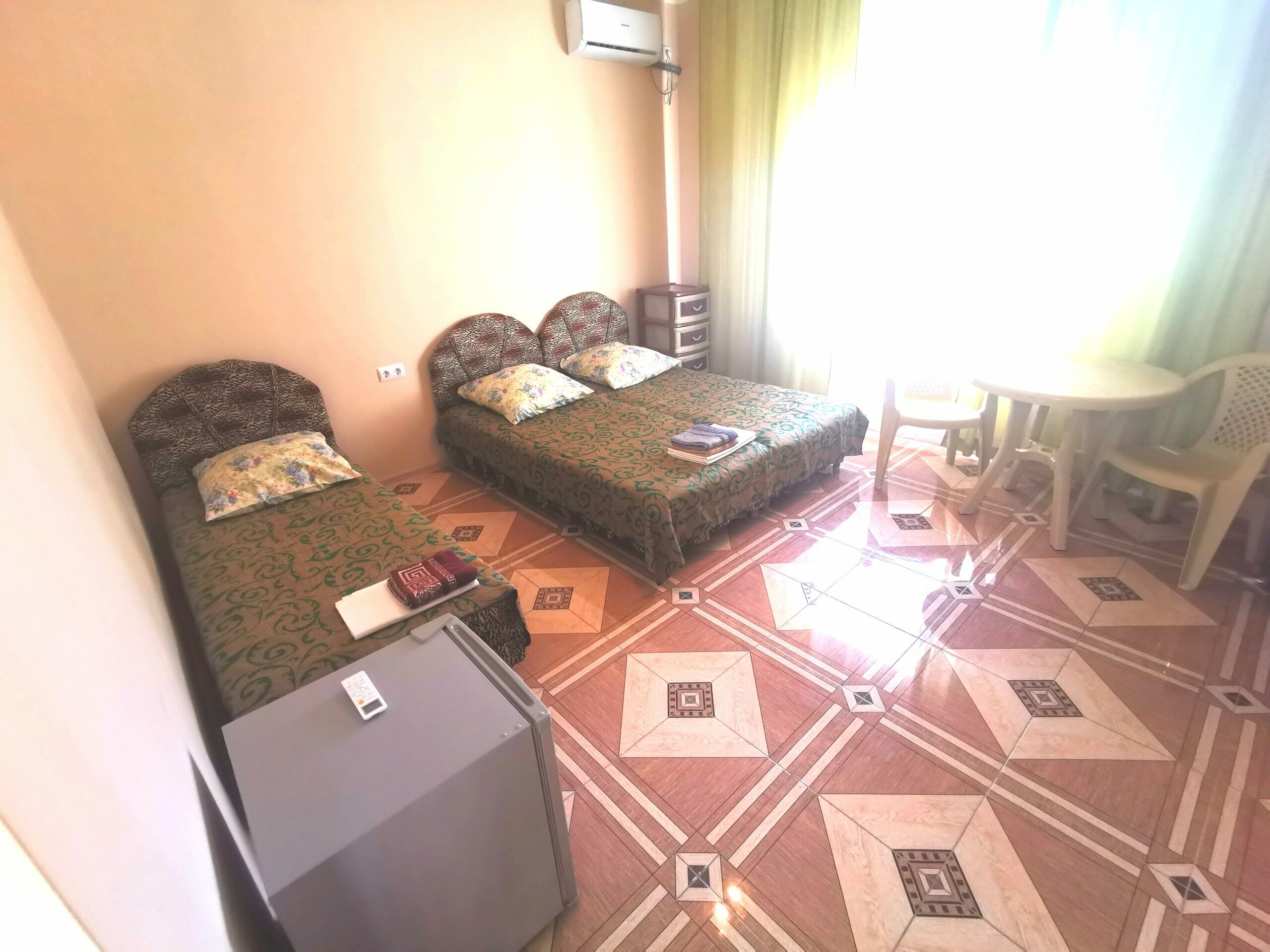 Трехместный номер с душем