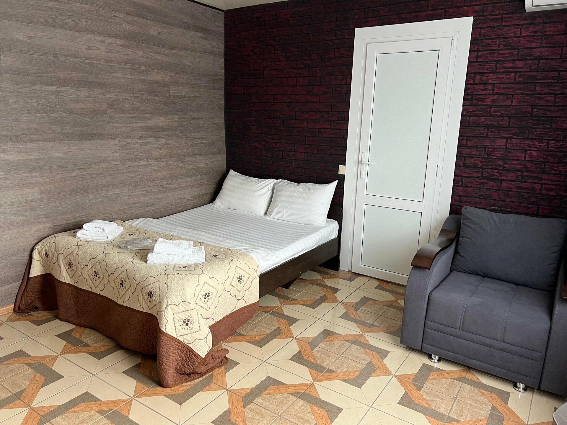 Номер-cтудия с балконом