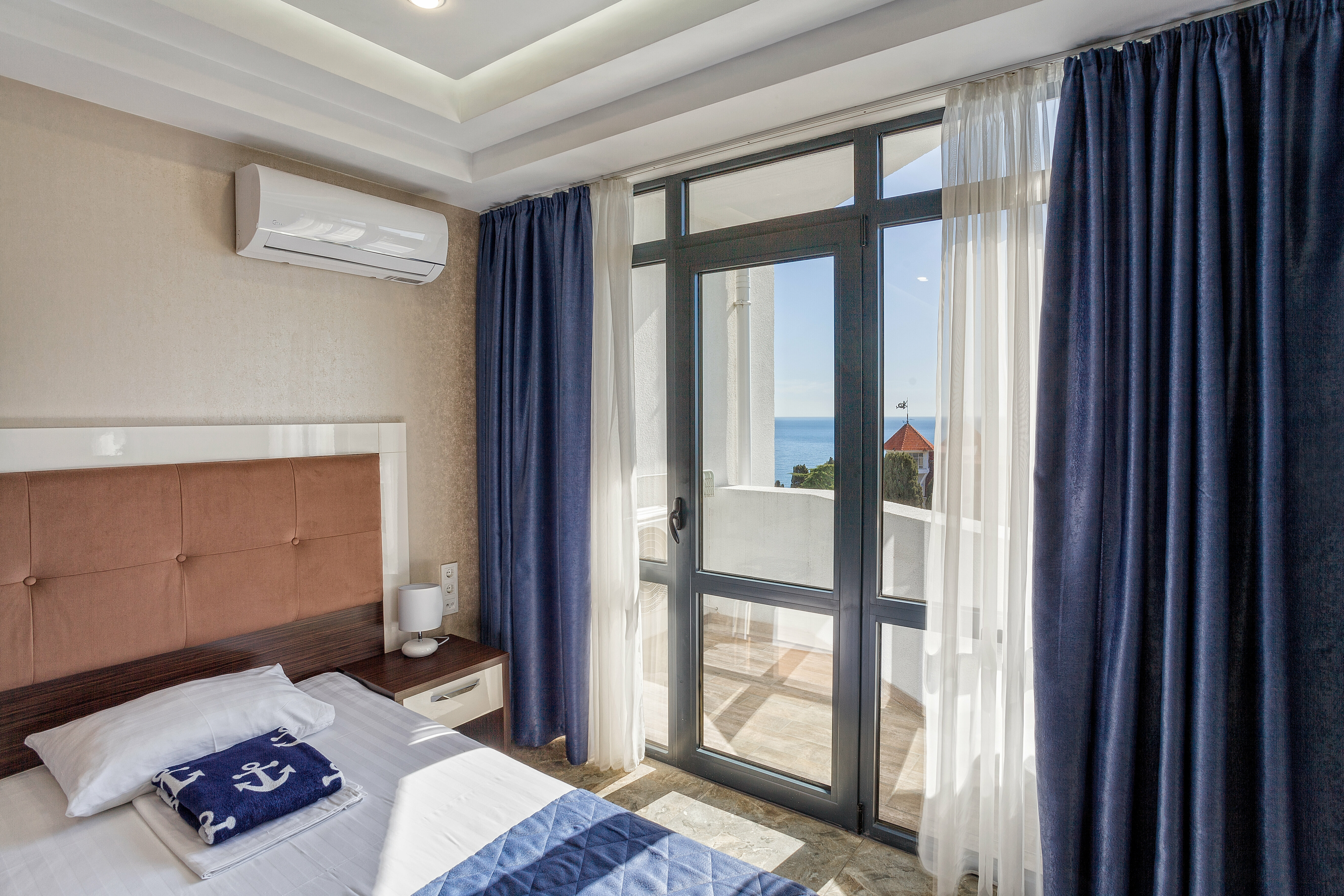 Номер-студия с видом на море