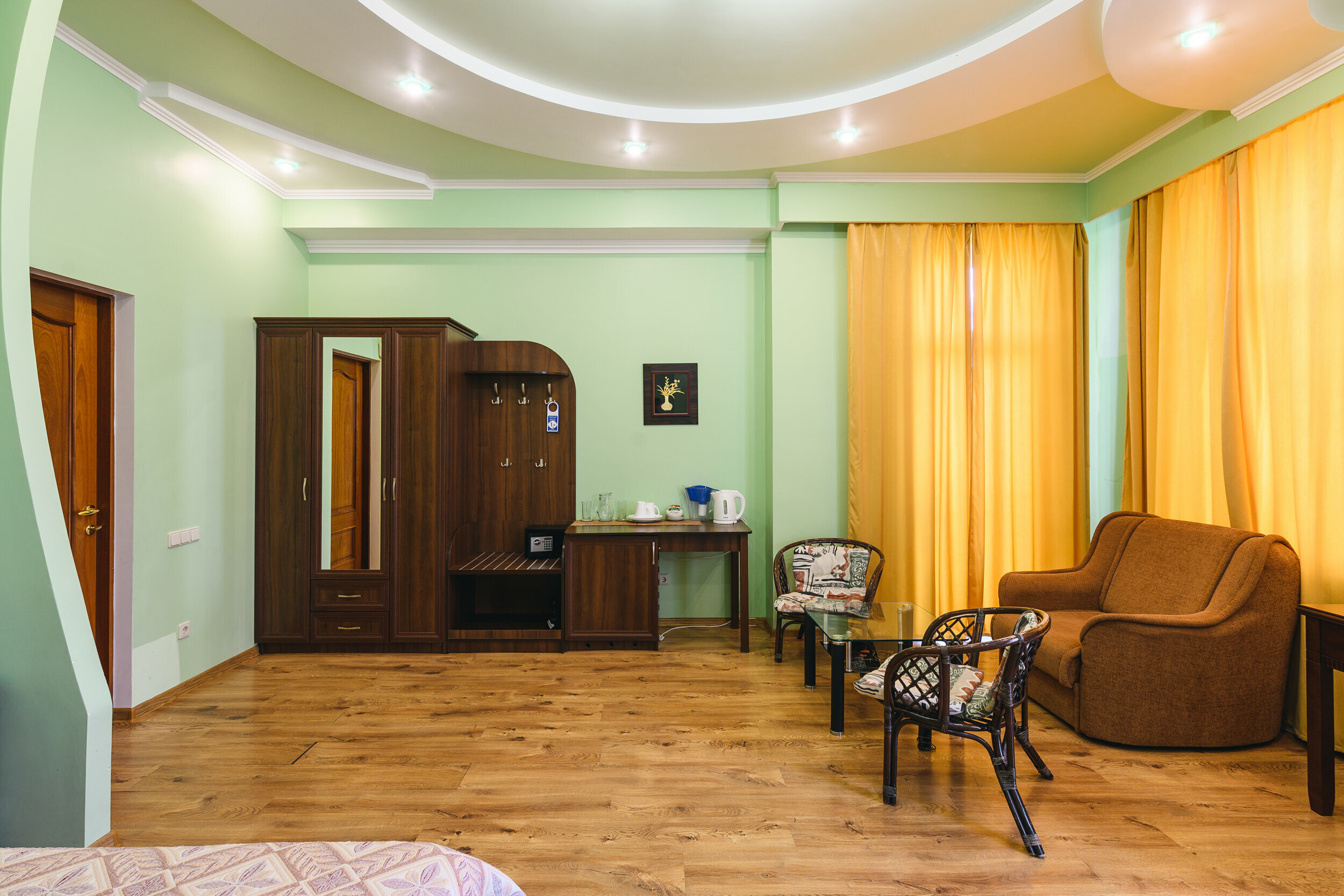 34 Полулюкс , балкон , вид на море