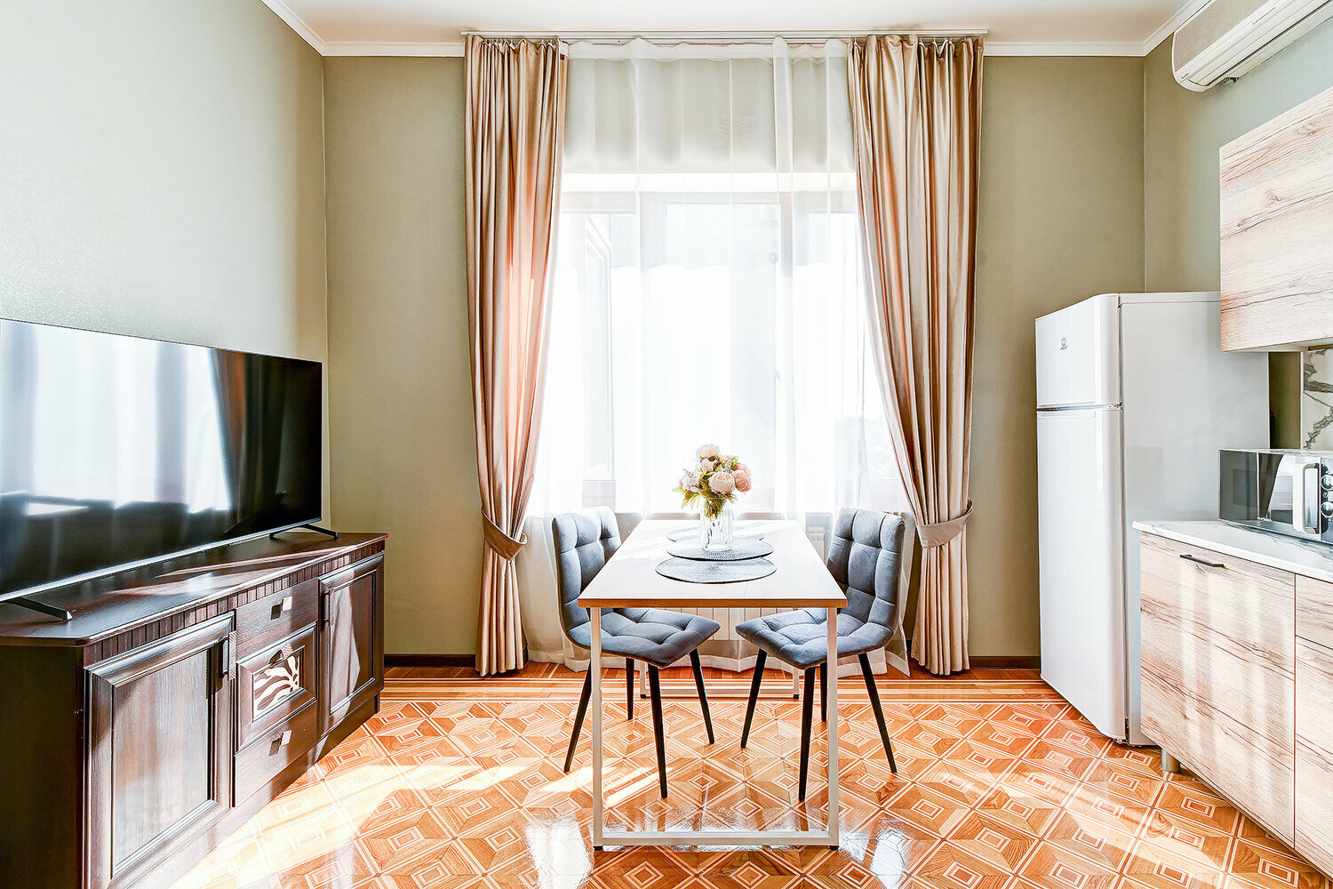 Апартаменты с балконом