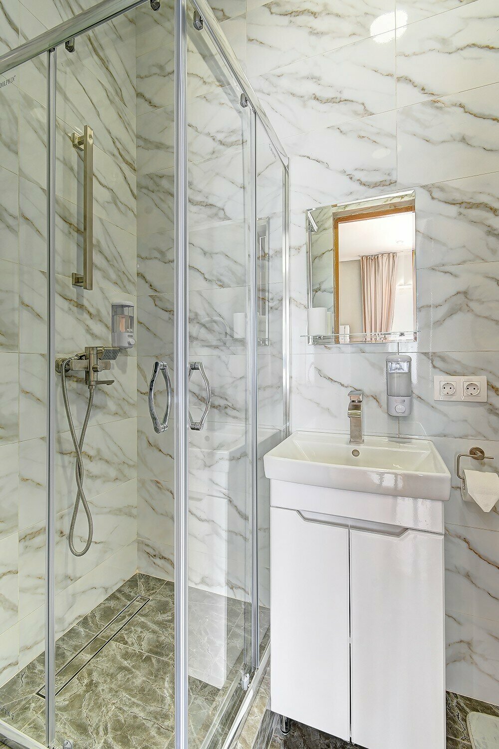 Апартаменты с балконом