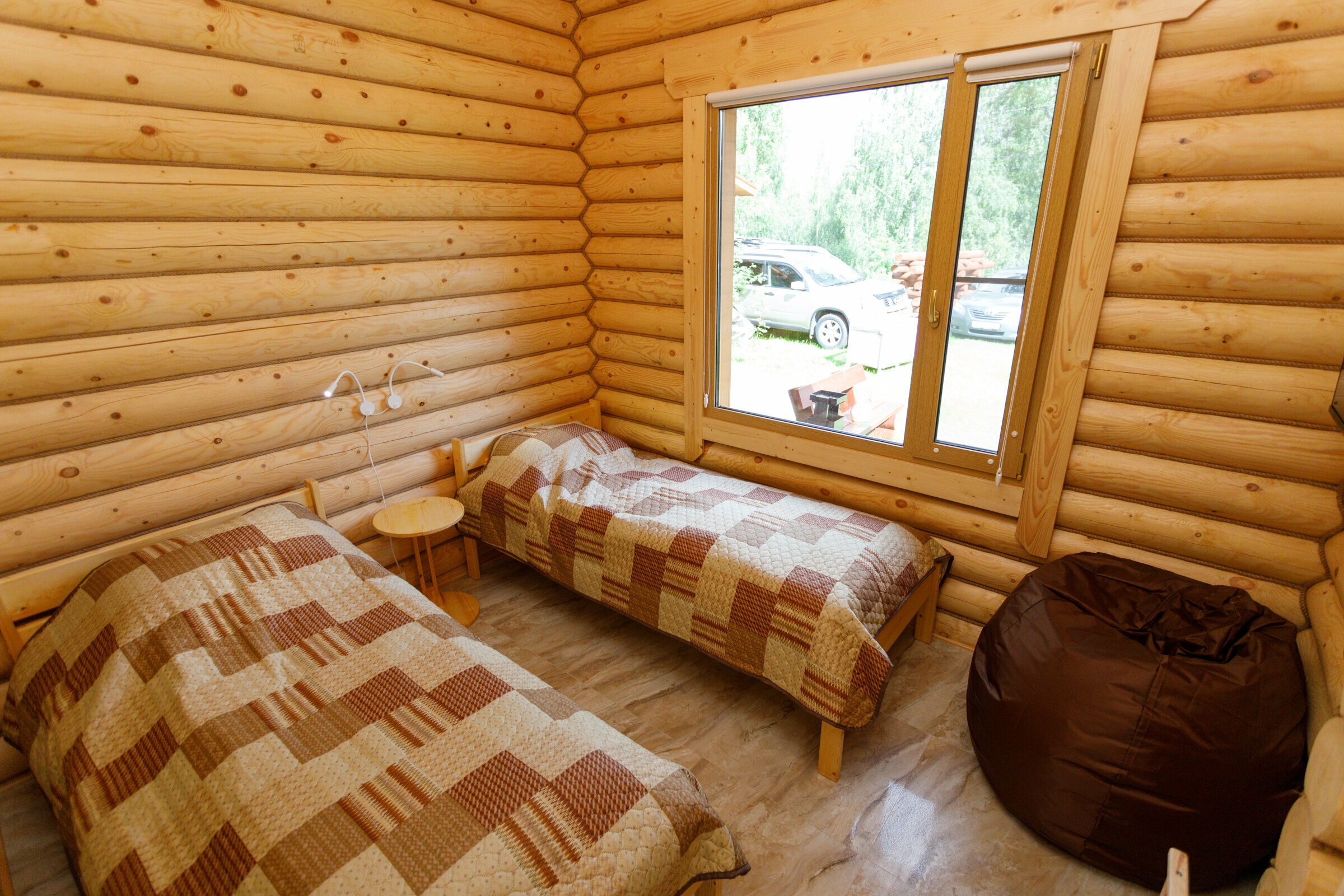 Дом с видом на озеро