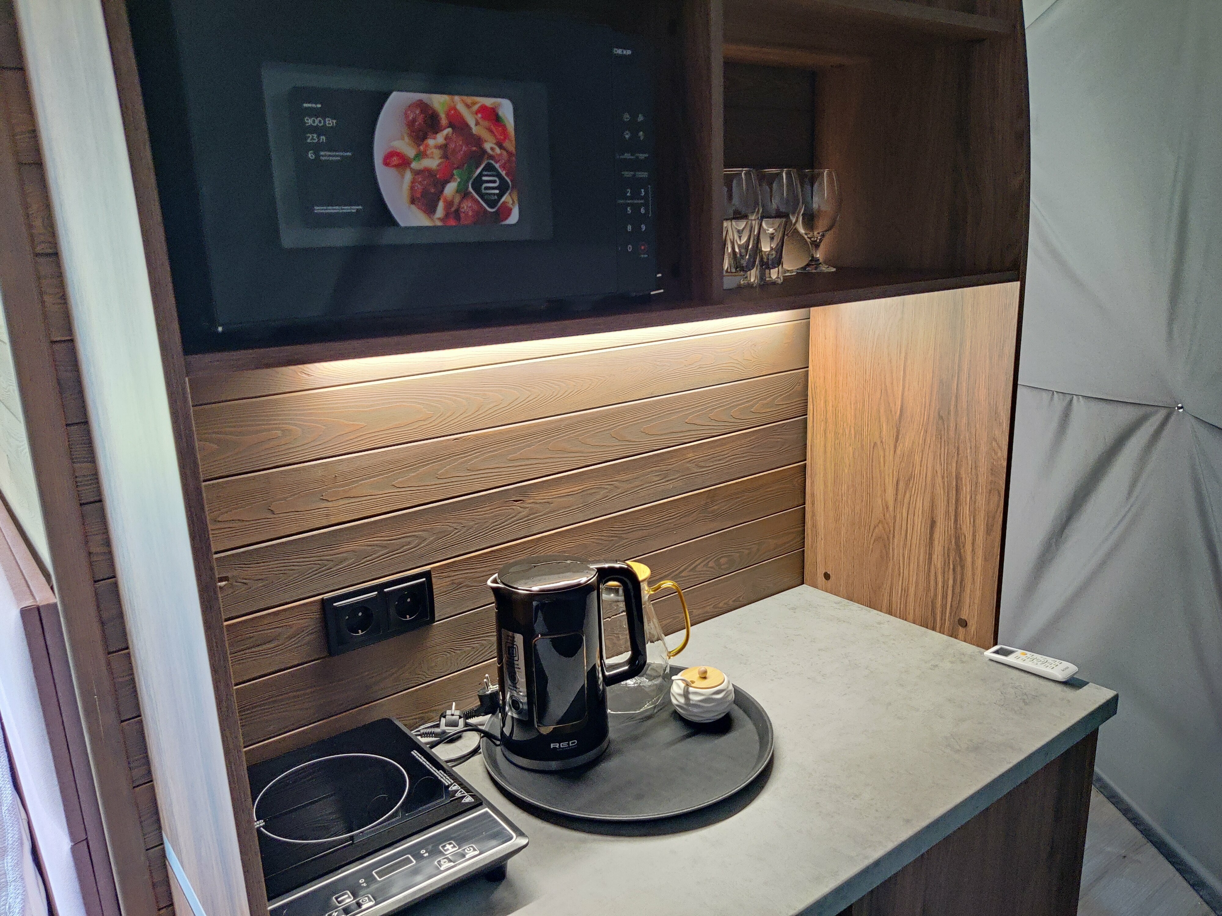 Двухуровневый четырехместный номер