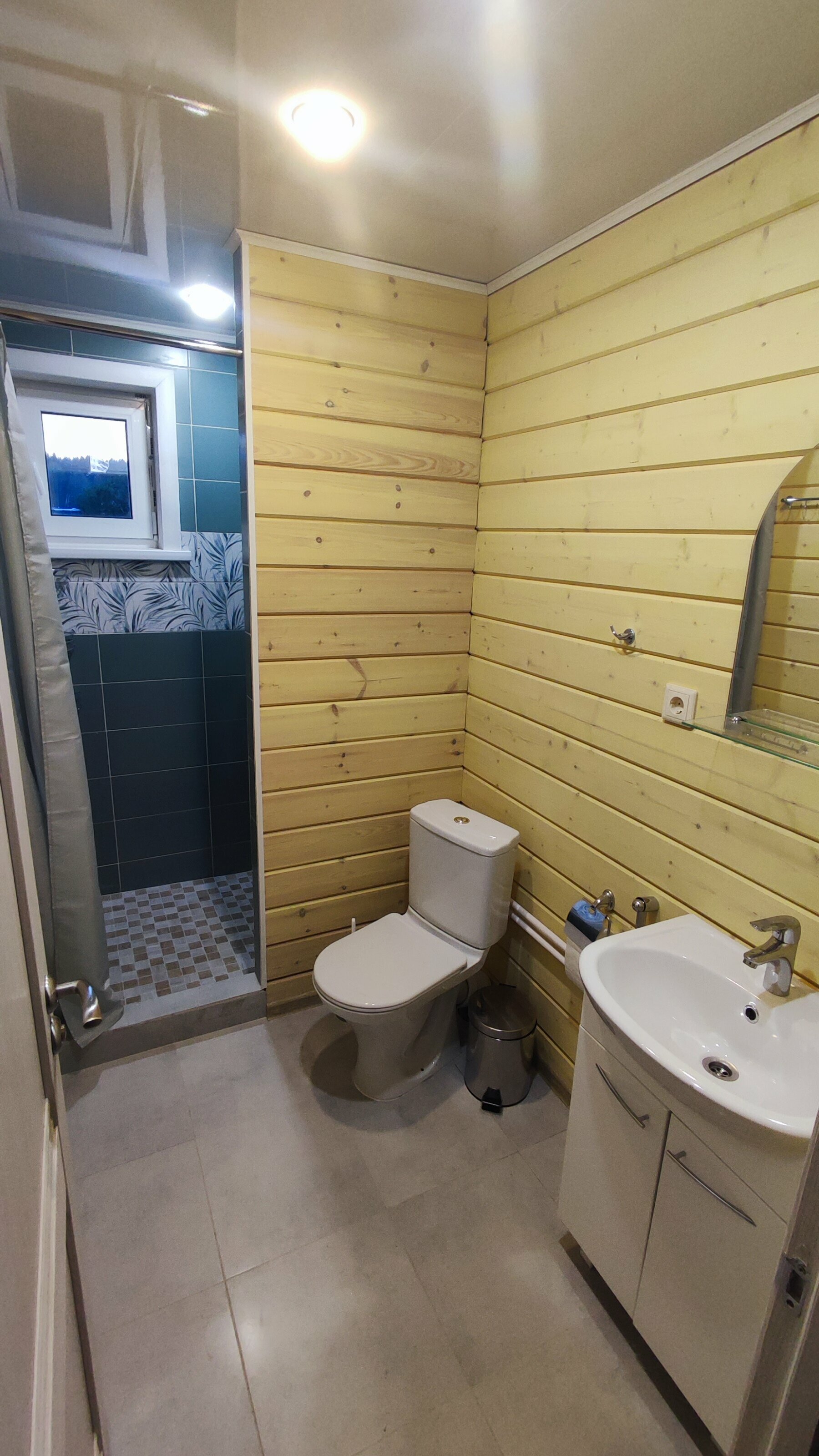 Дом с видом на озеро