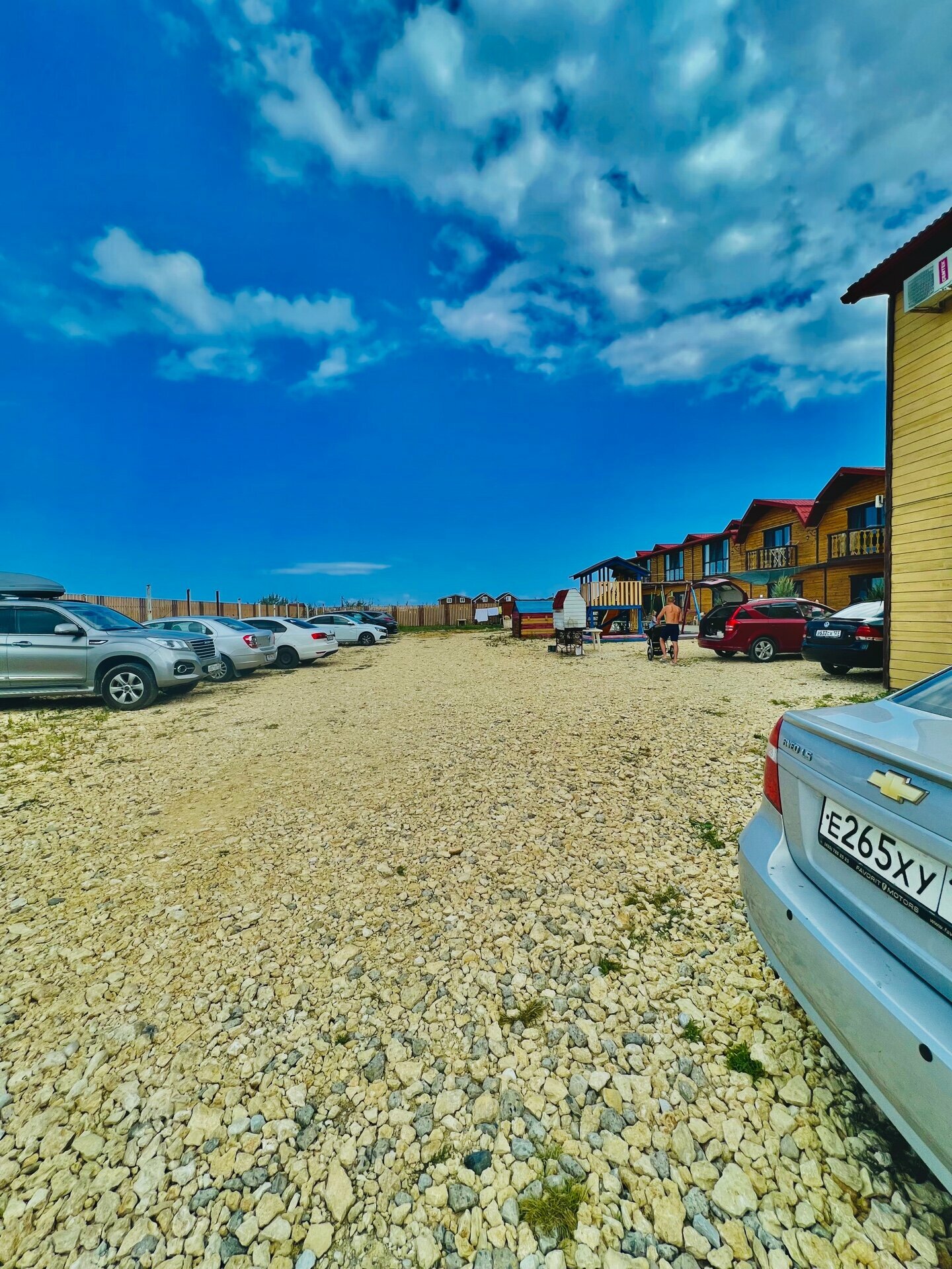 Трехместный номер «Комфорт» с душем