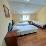 Трехместный номер эконом-класса с общей ванной комнатой в Ностальгия