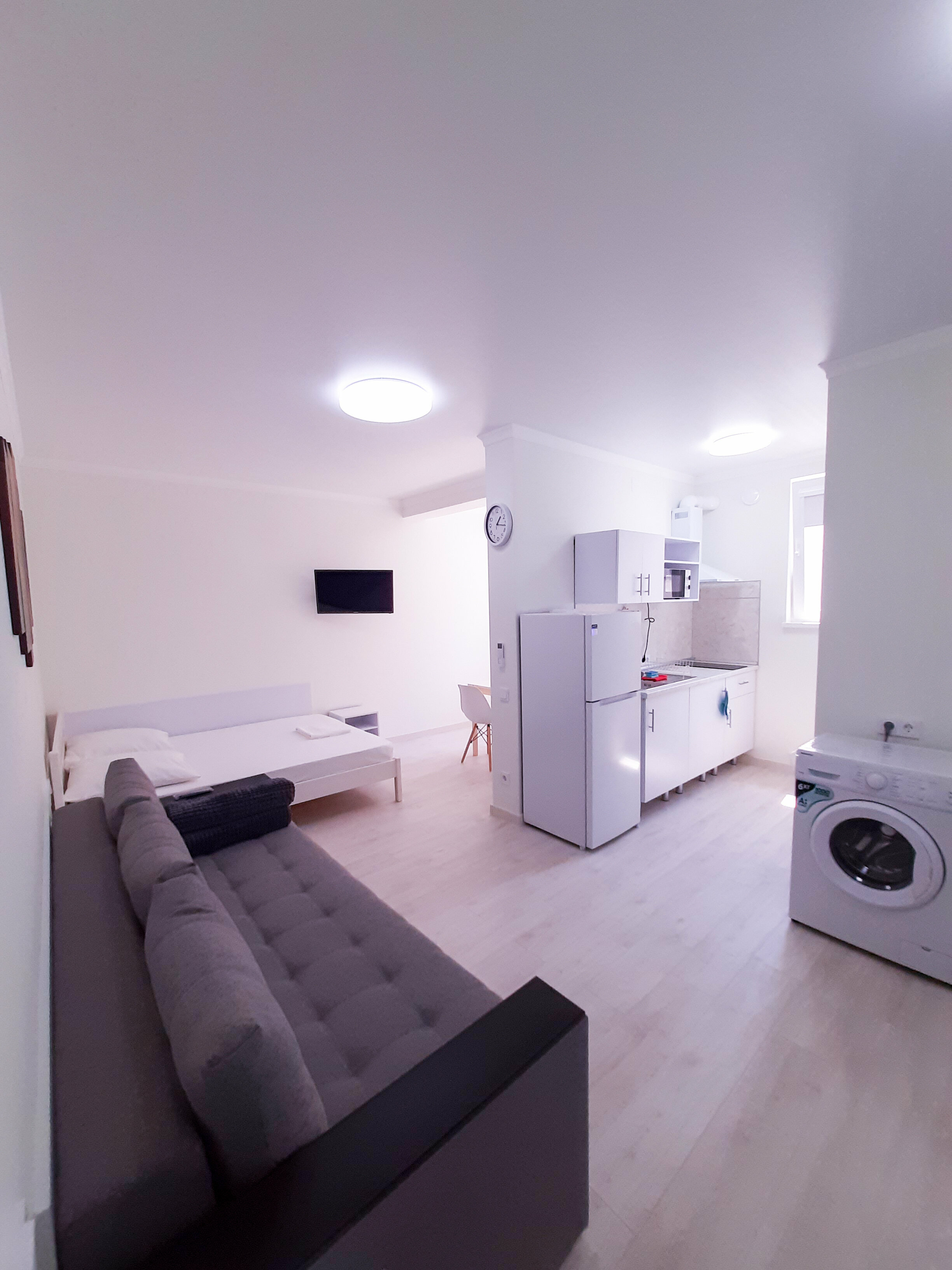 Номер-студия с диваном-кроватью