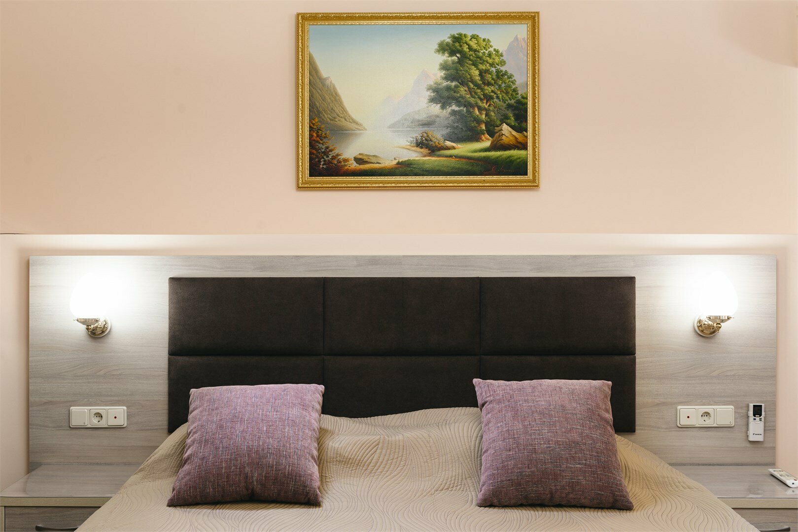 полулюкс ,кухня,очистка воды -осмос,1 этаж,вход без ступенек,возможность раздельных спальных мест        вход без ступенек,стиральная  машинка,очистка воды