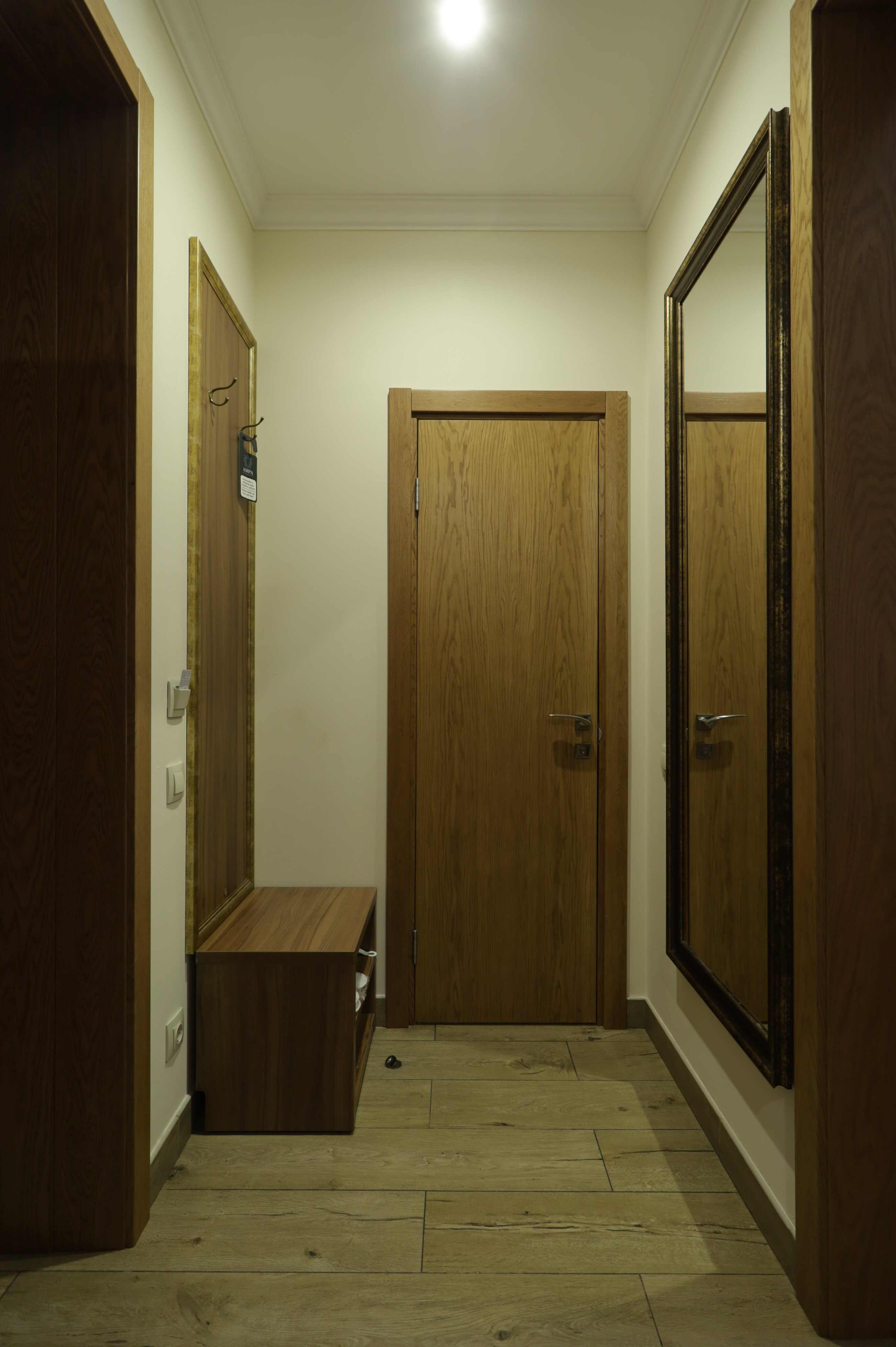 Сьюит двухкомнатный  с балконом и видом на море. Главный корпус 5*