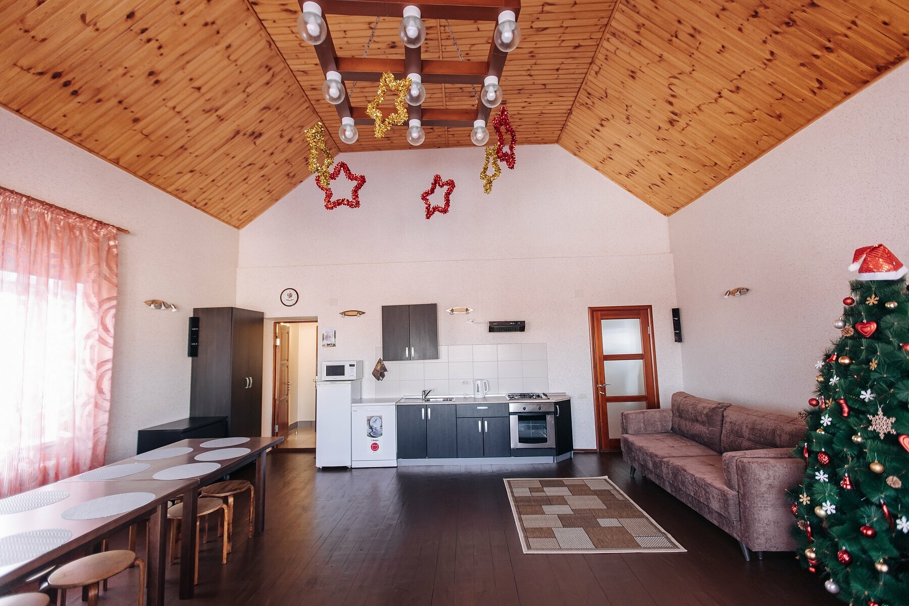 Дом с видом на озеро