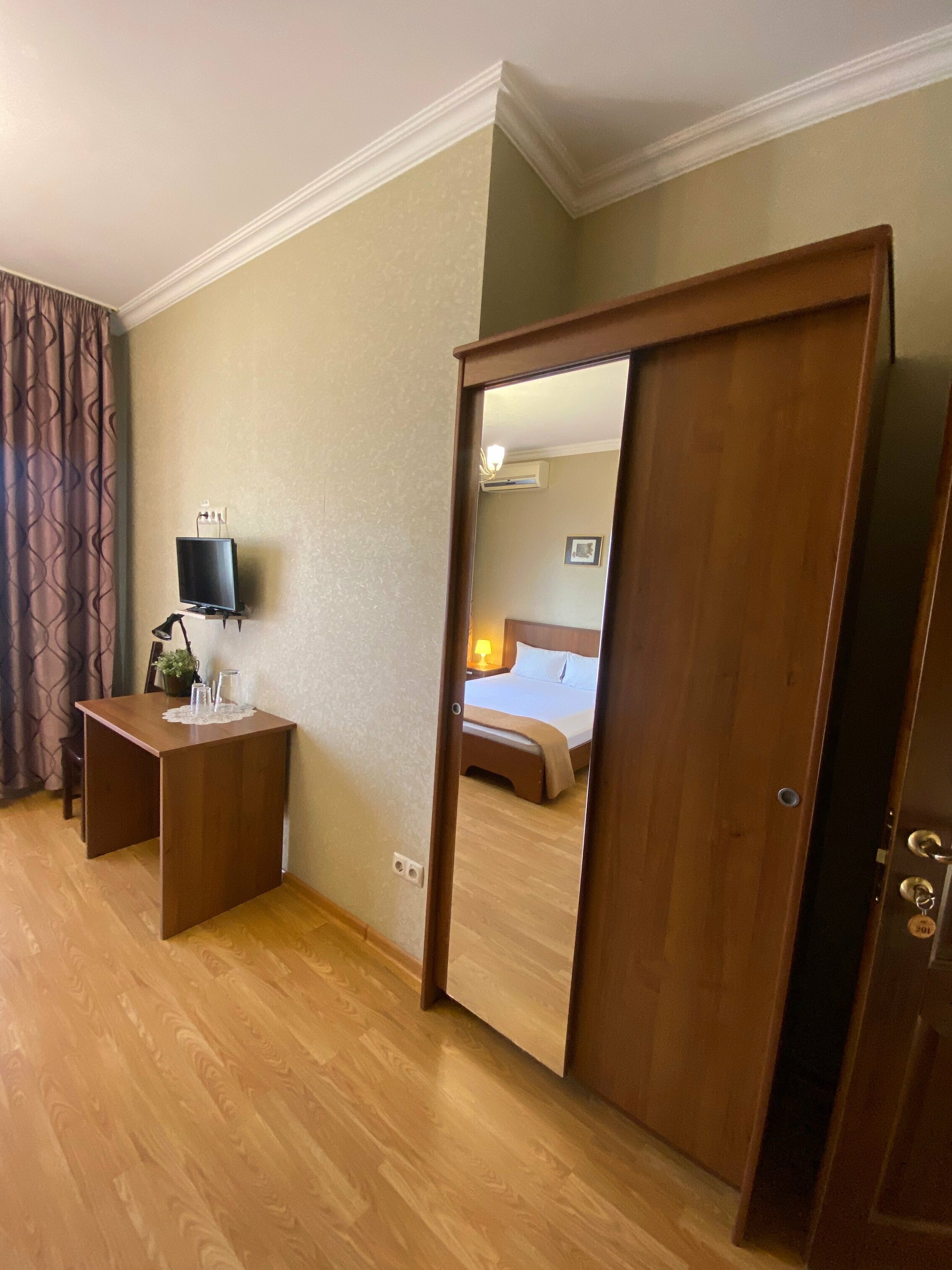 Двухместный номер Делюкс с 1 кроватью или 2 отдельными кроватями и балконом