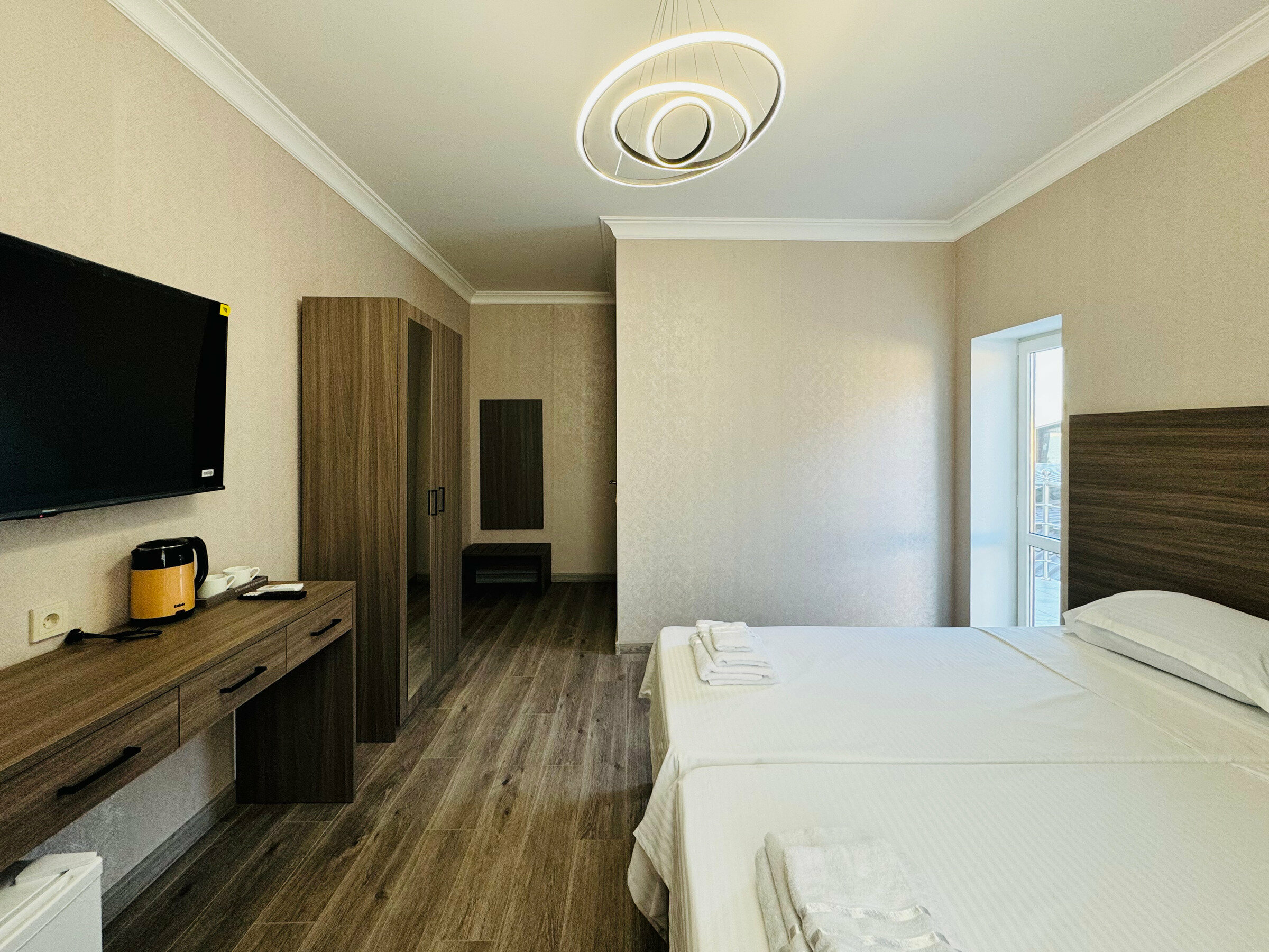 Двухместный номер Делюкс с 1 кроватью или 2 отдельными кроватями и балконом