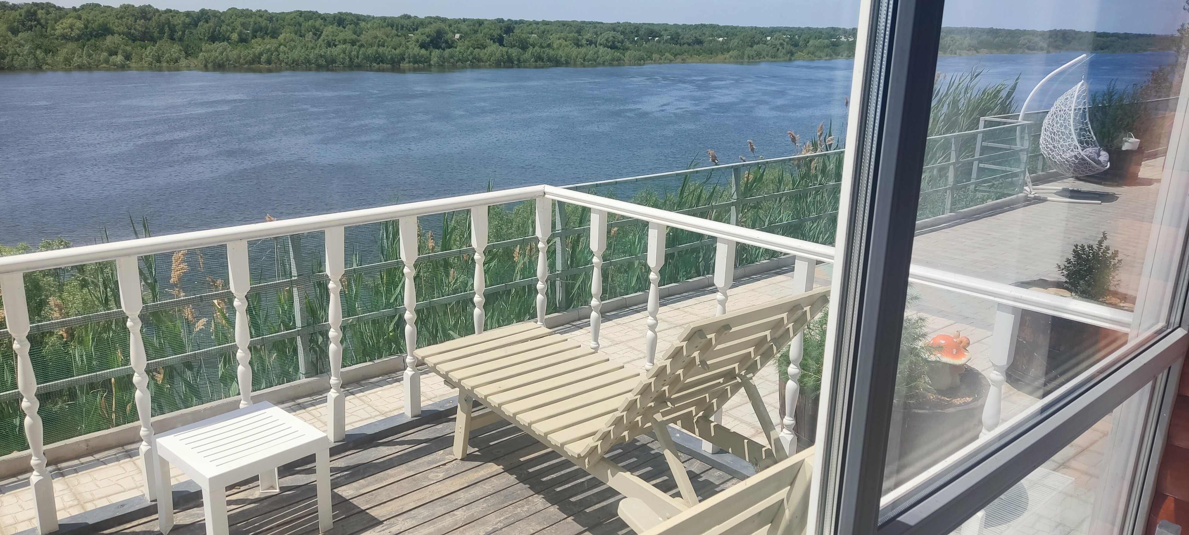 Семейный номер с террасой