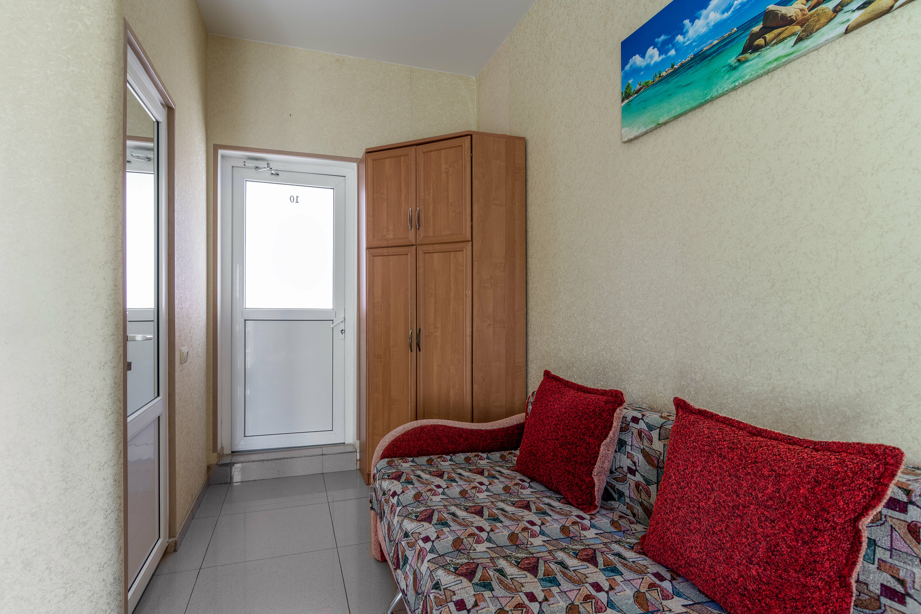 Четырехместный номер с балконом